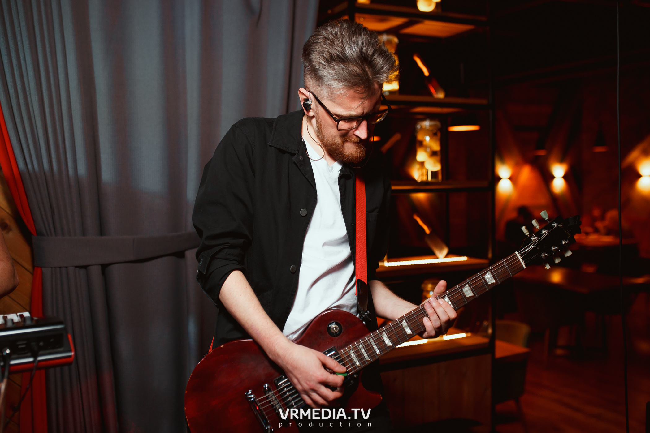 Группа «Алые Паруса» в гриль-баре «Жара»