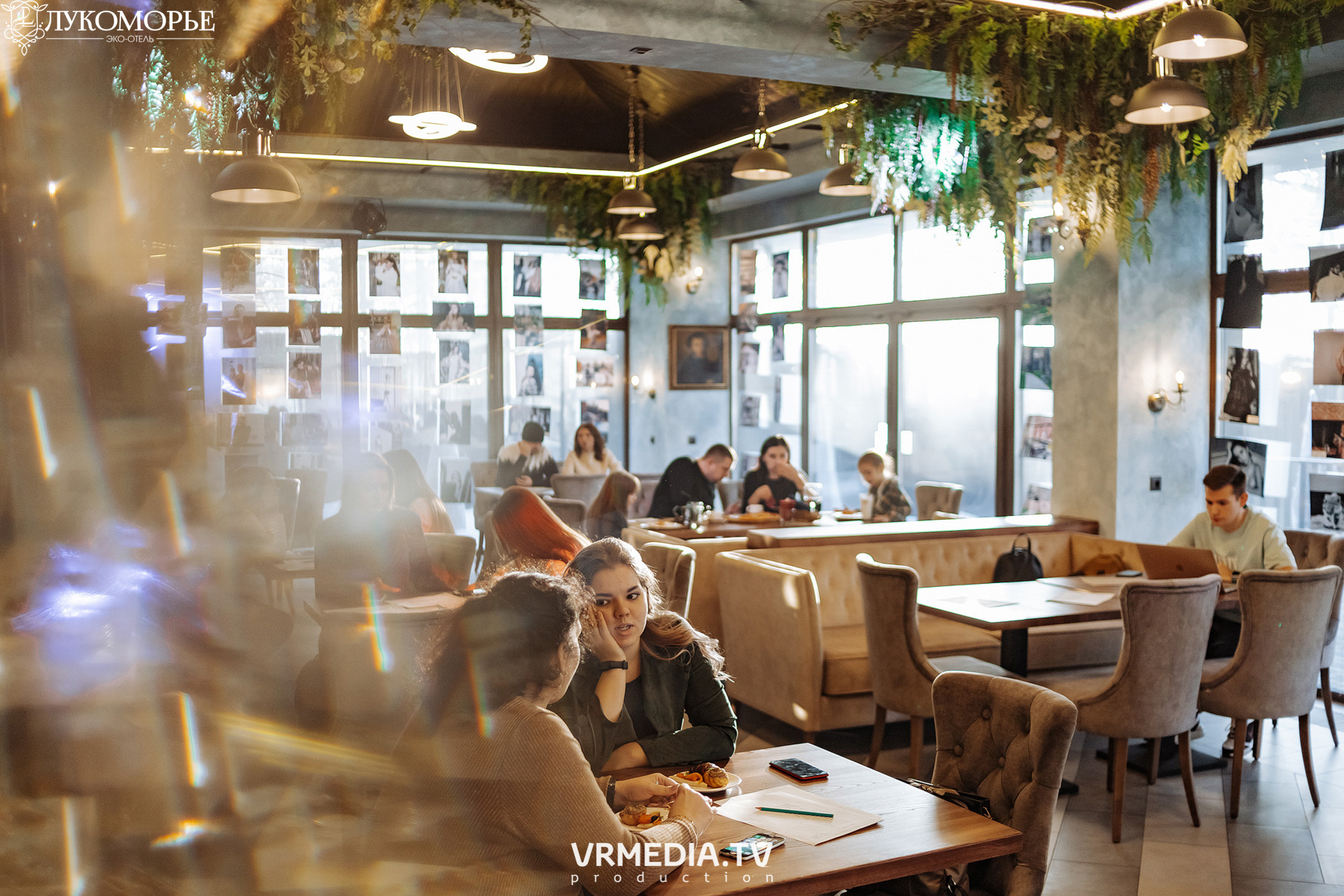 Фотовыставка «Своим взглядом» в эко-отеле «Лукоморье»