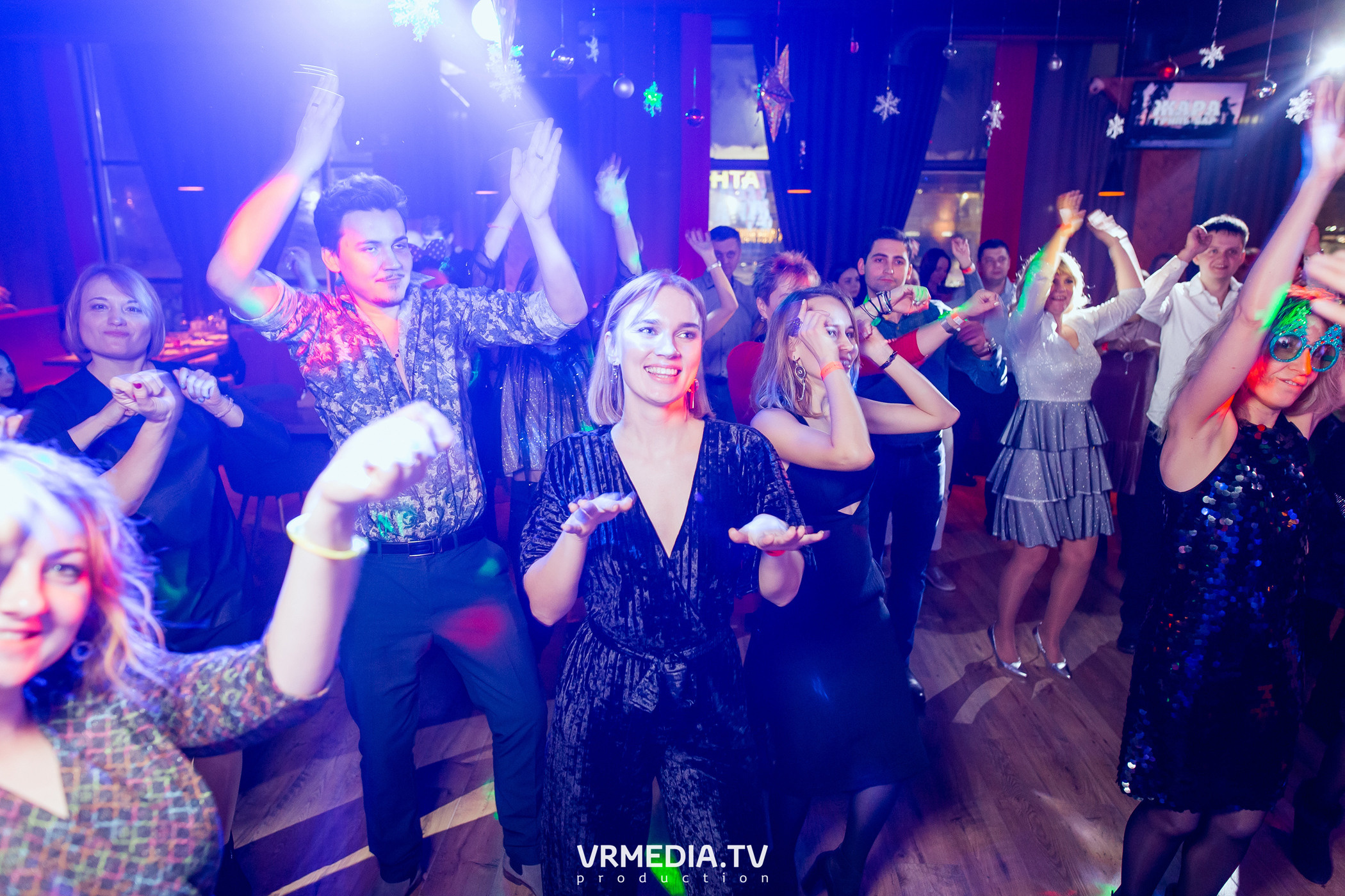 Новогодние корпоративы в гриль-баре «Жара»