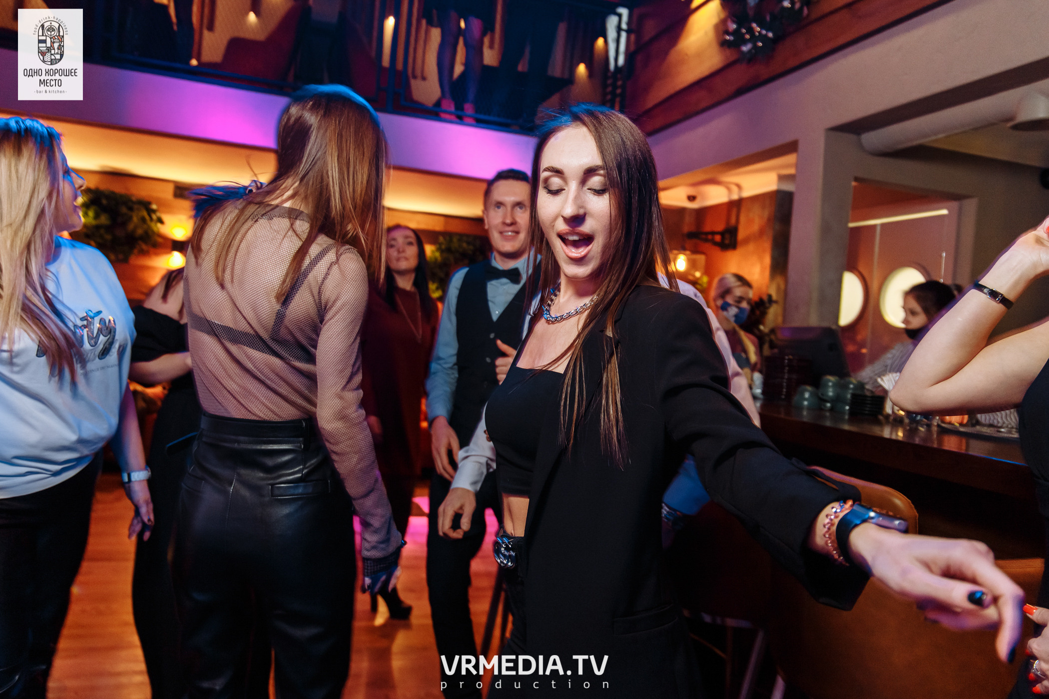 Новогодние корпоративы в ресторане «Одно хорошее место»