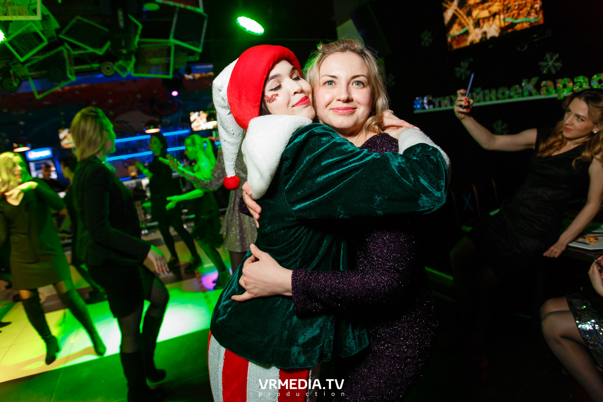 #СтихийныйКорпорат в караоке-баре «Четыре стихии»