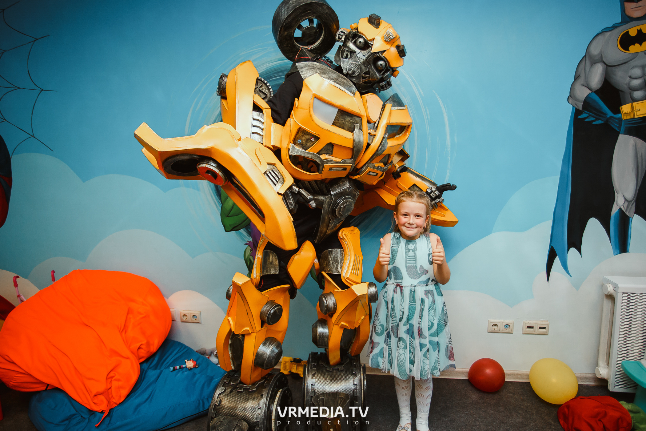 День рождения в «АкунаМатата»