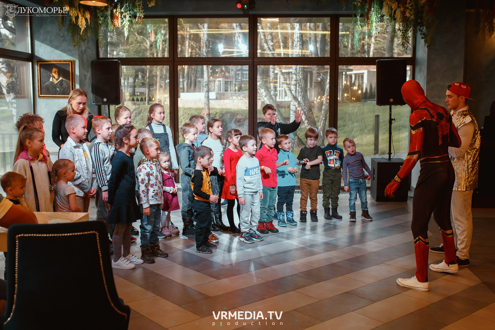 Трансформеры в эко-отеле «Лукоморье»