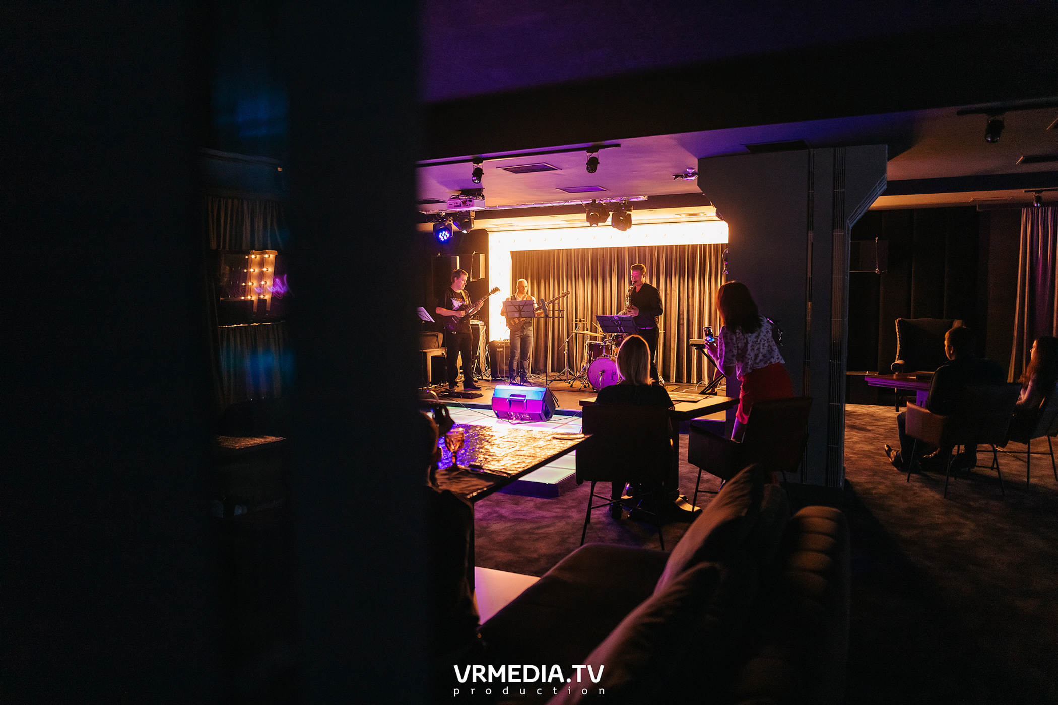 Джазовая среда. Рок в стиле джаз