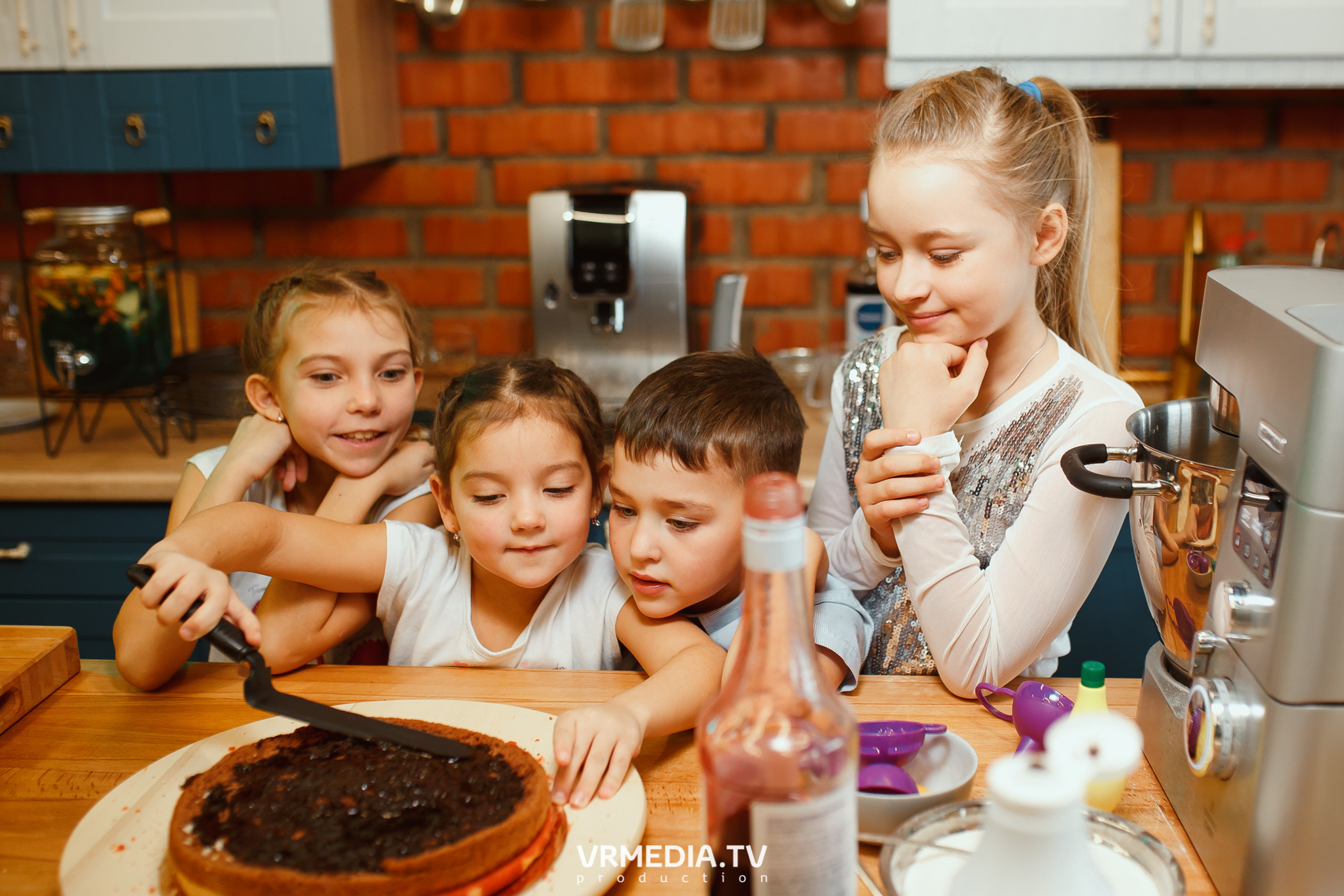 День рождения Лизы Зайцевой в кулинарной студии «Артишок»