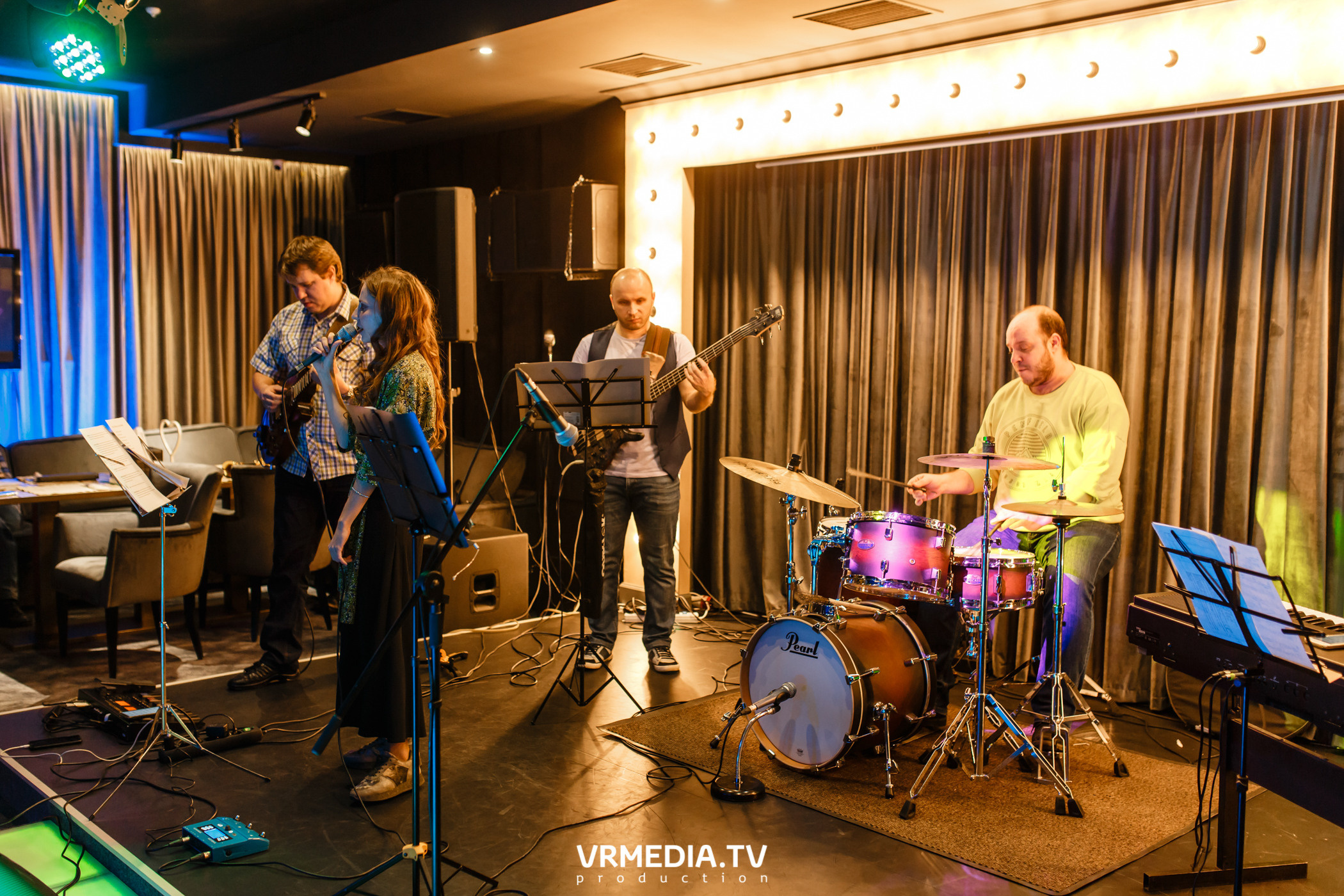 Джазовая среда. JAM SESSION