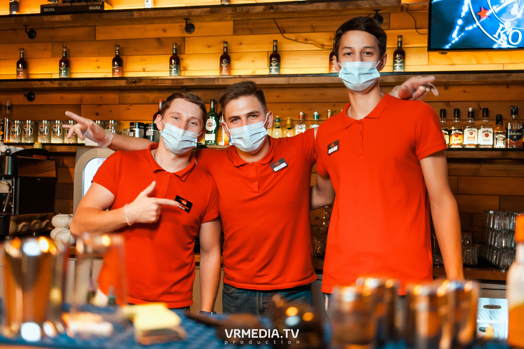 Группа «Коктейль Молотова» в гриль-баре «Жара»