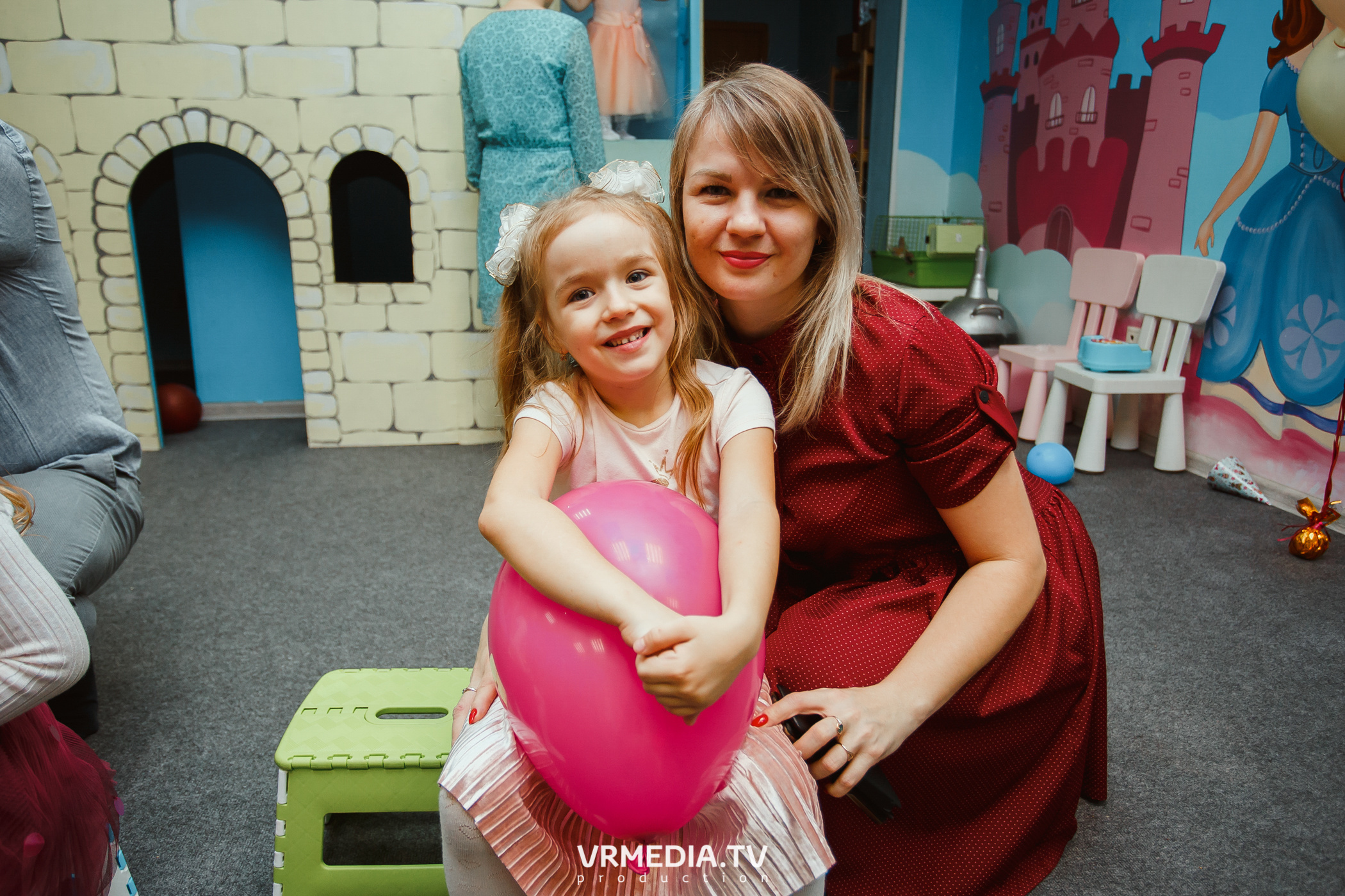 День рождения в «АкунаМатата»