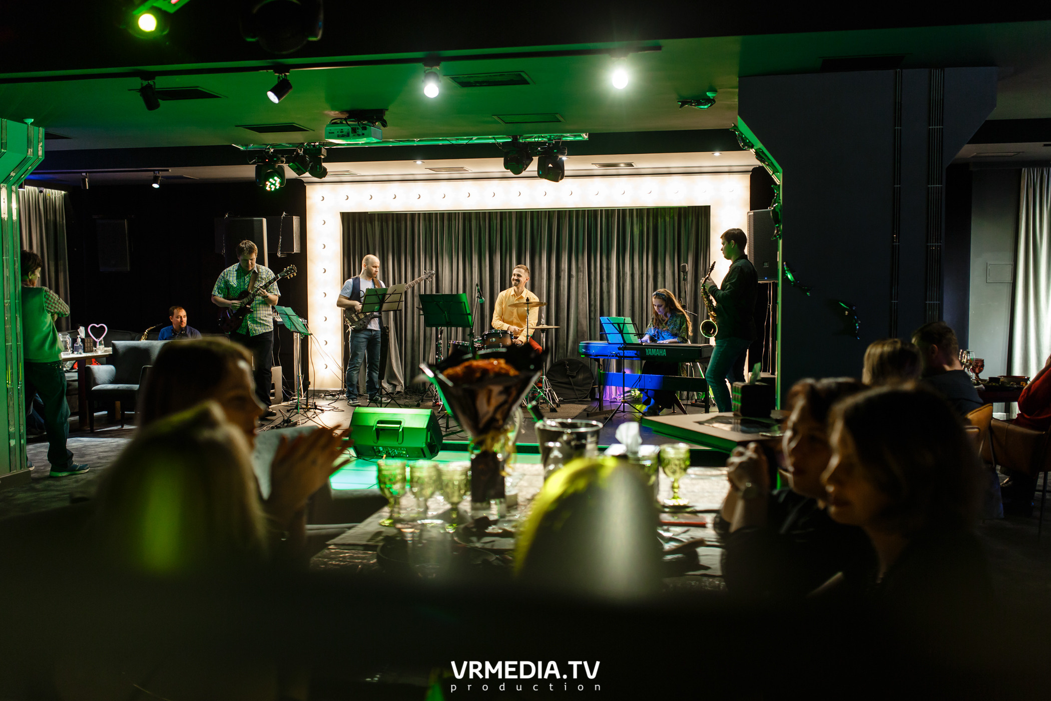 Джазовая среда. JAM SESSION