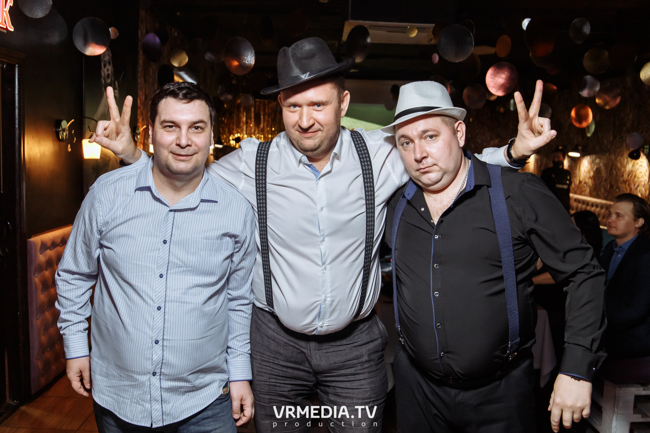 Новогодние корпоративы в караоке «Mimo Not»