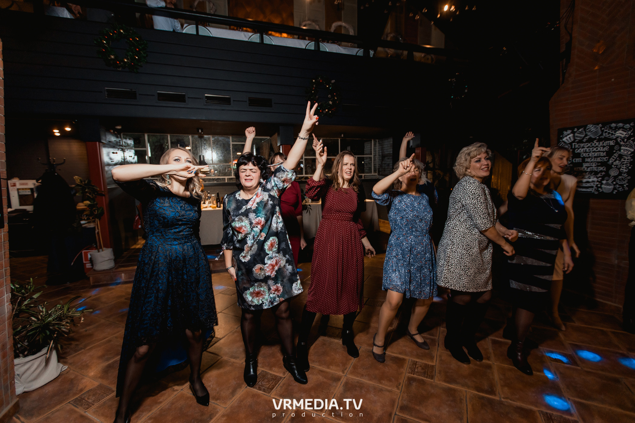 Новогодний вечер в ресторане «Volna»