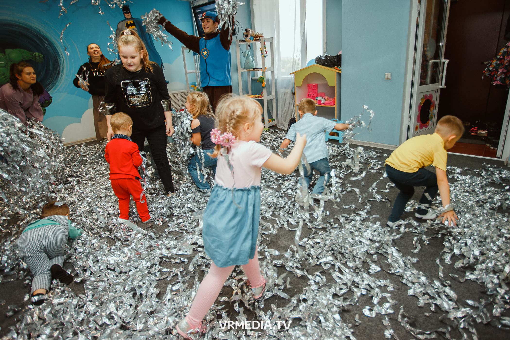 День рождения в «АкунаМатата»