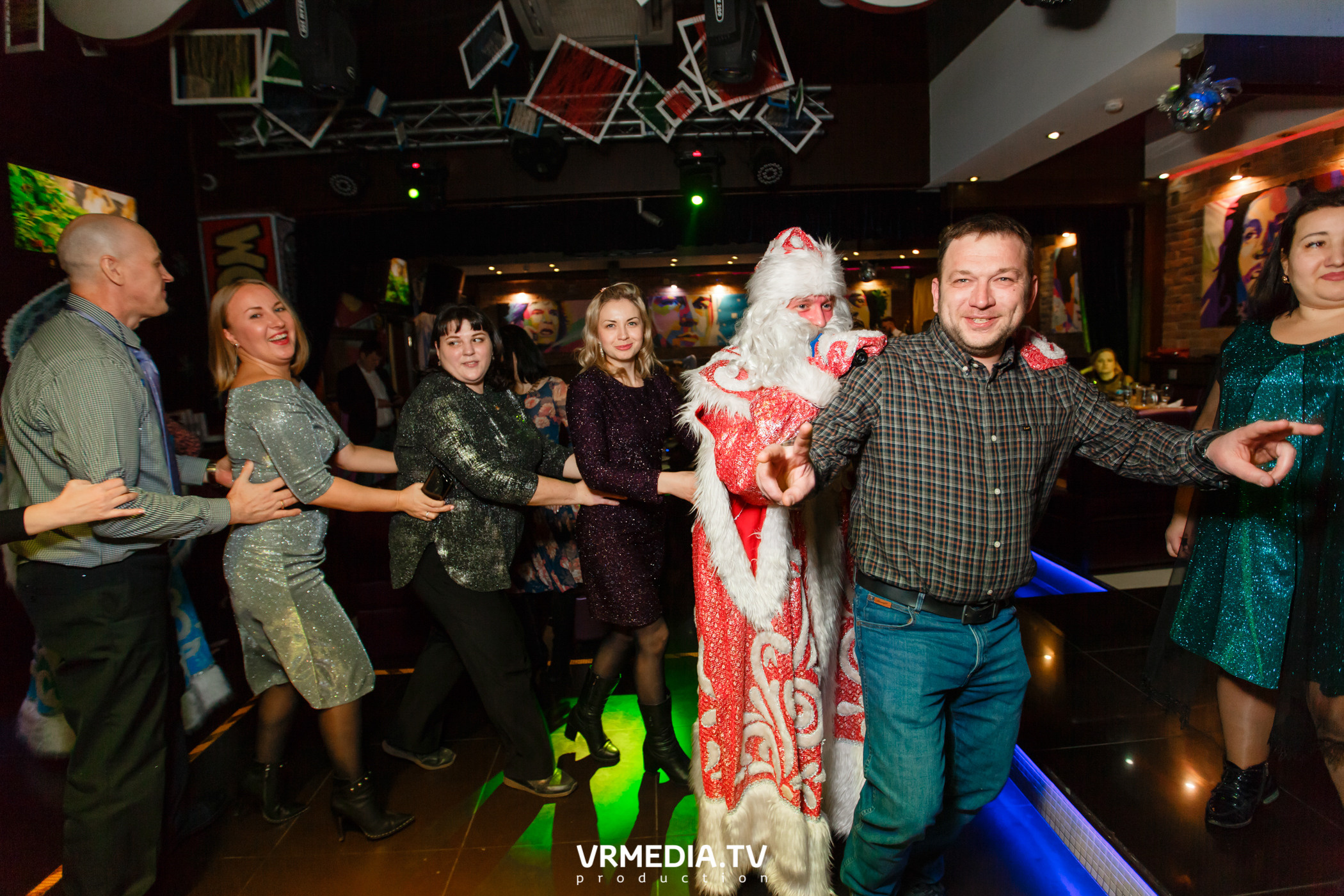 #СтихийныйКорпорат в караоке-баре «Четыре стихии»