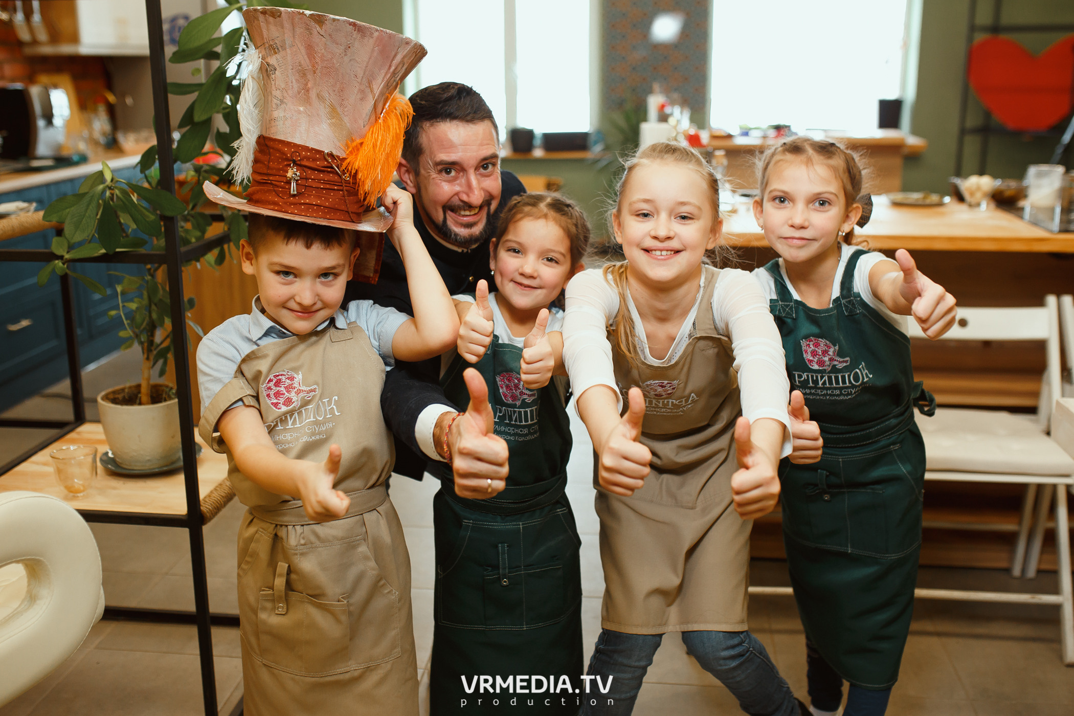 День рождения Лизы Зайцевой в кулинарной студии «Артишок»