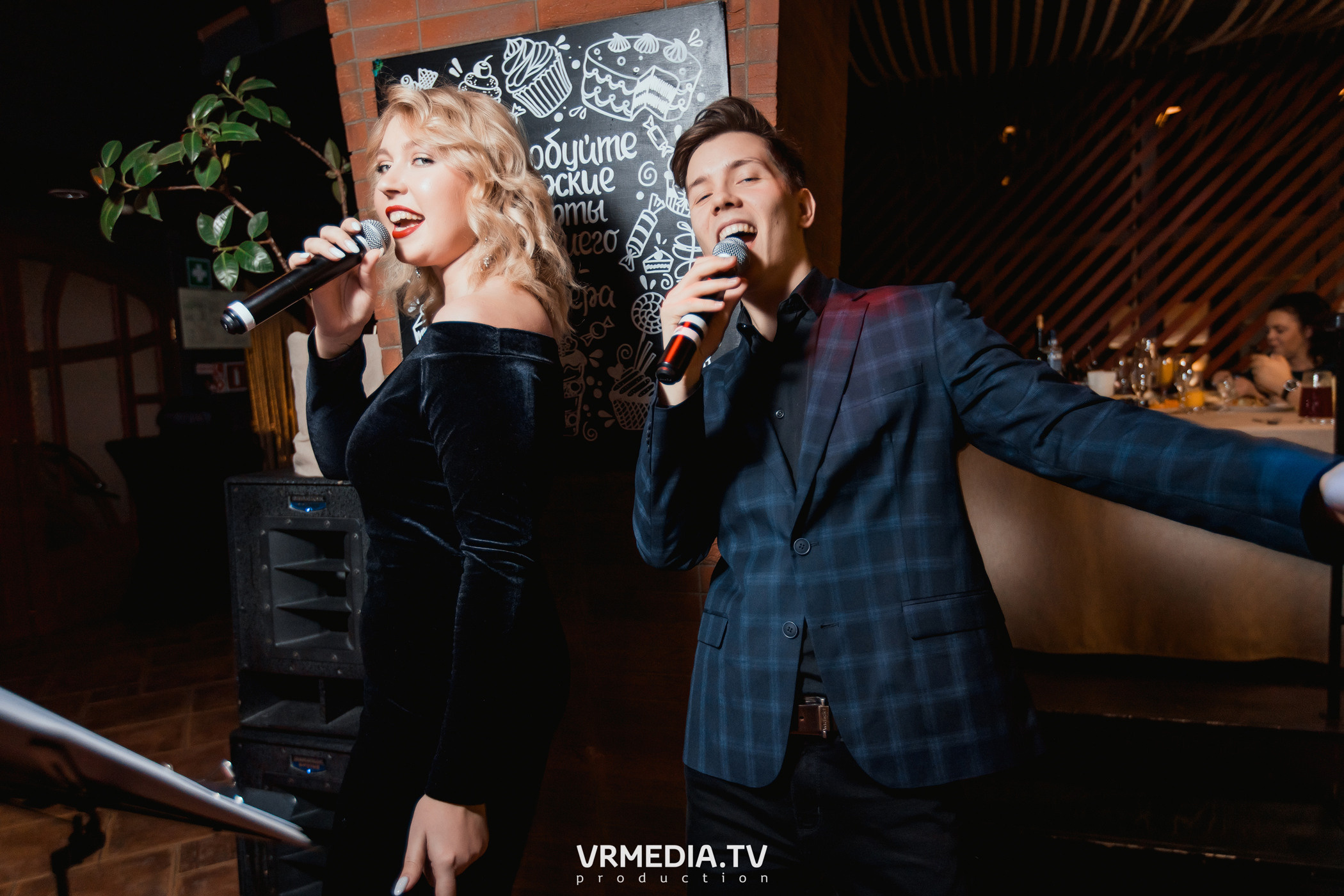 Новогодний вечер в ресторане «Volna»