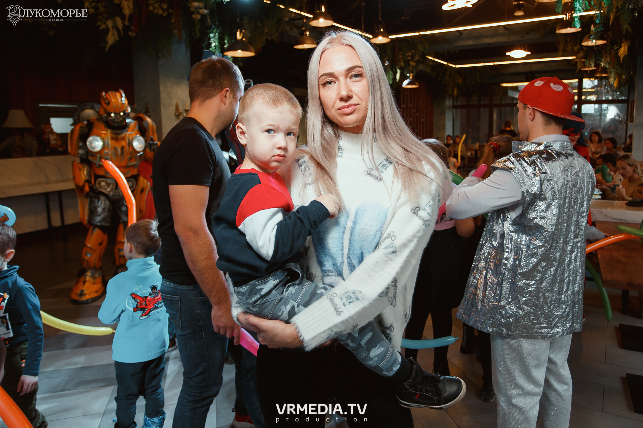 Трансформеры в эко-отеле «Лукоморье»