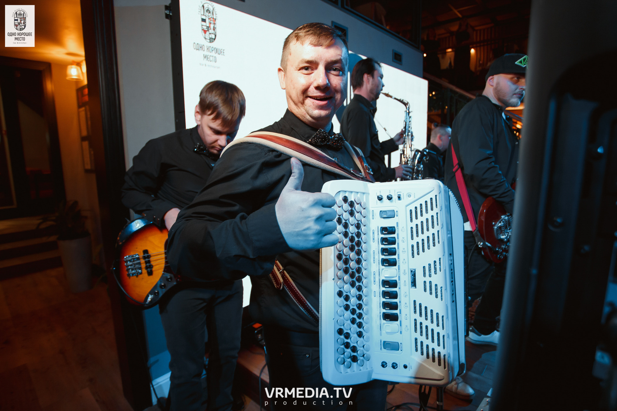 Новогодние корпоративы в ресторане «Одно хорошее место»