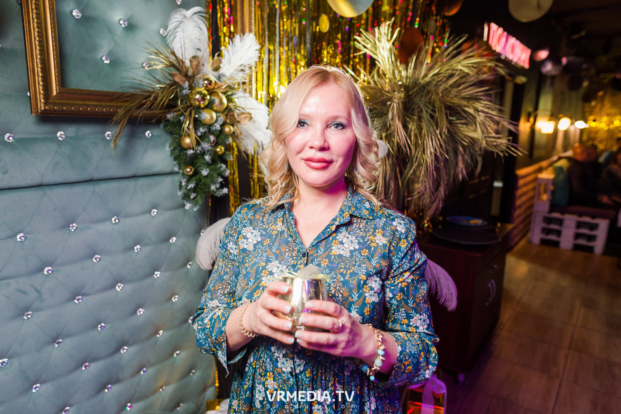 Новогодние корпоративы в караоке «Mimo Not»