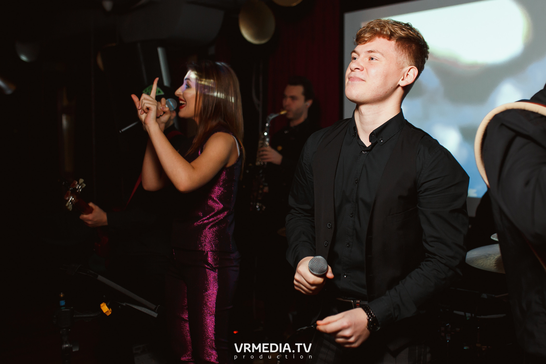 1 год караоке-ресторану «Мимо Нот»