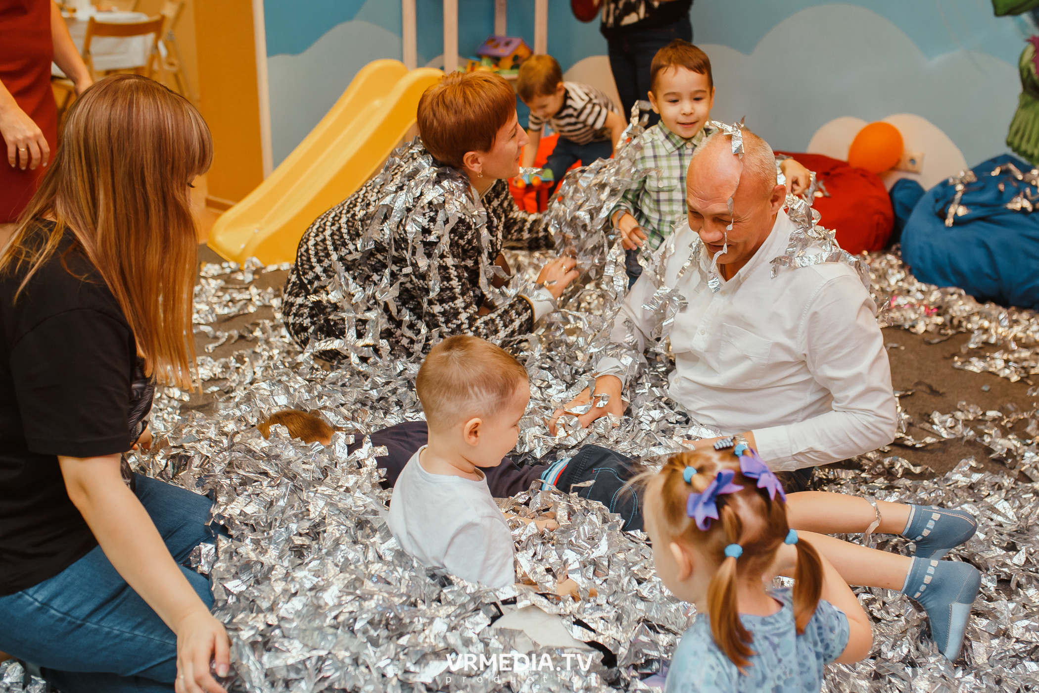 День рождения в «АкунаМатата»