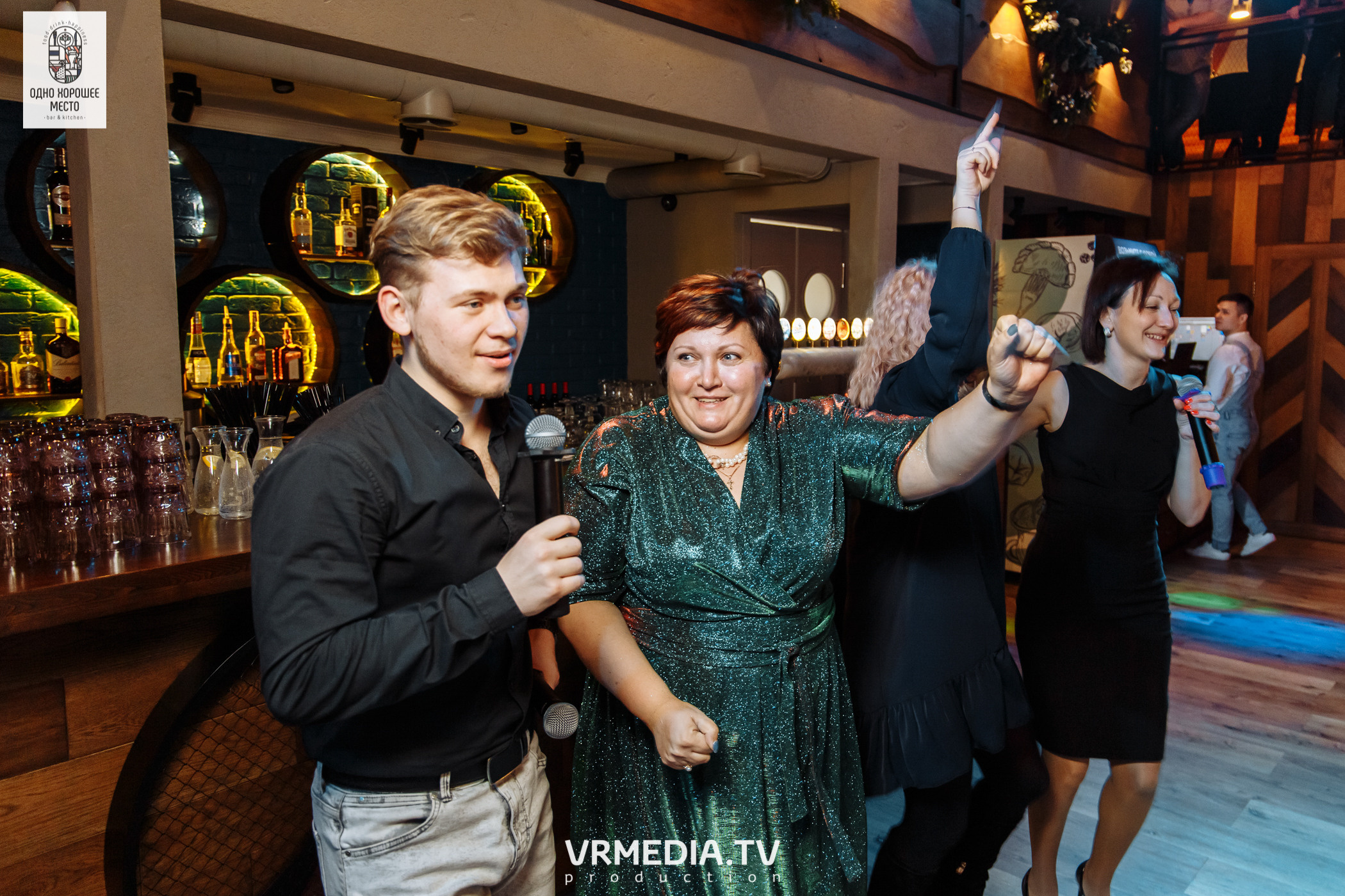 Новогодние корпоративы в ресторане «Одно хорошее место»