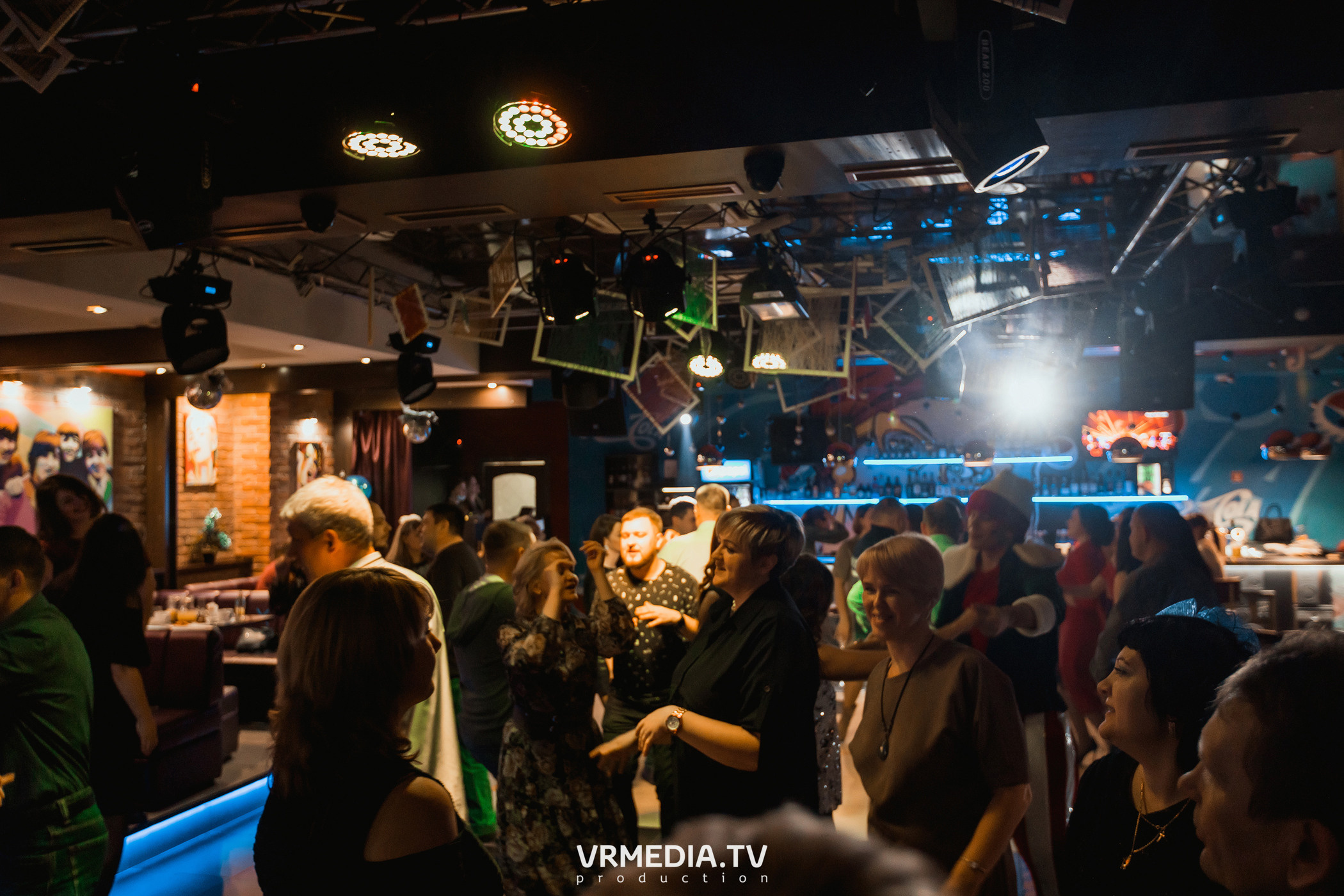 #СтихийныйКорпорат в караоке-баре «Четыре стихии»