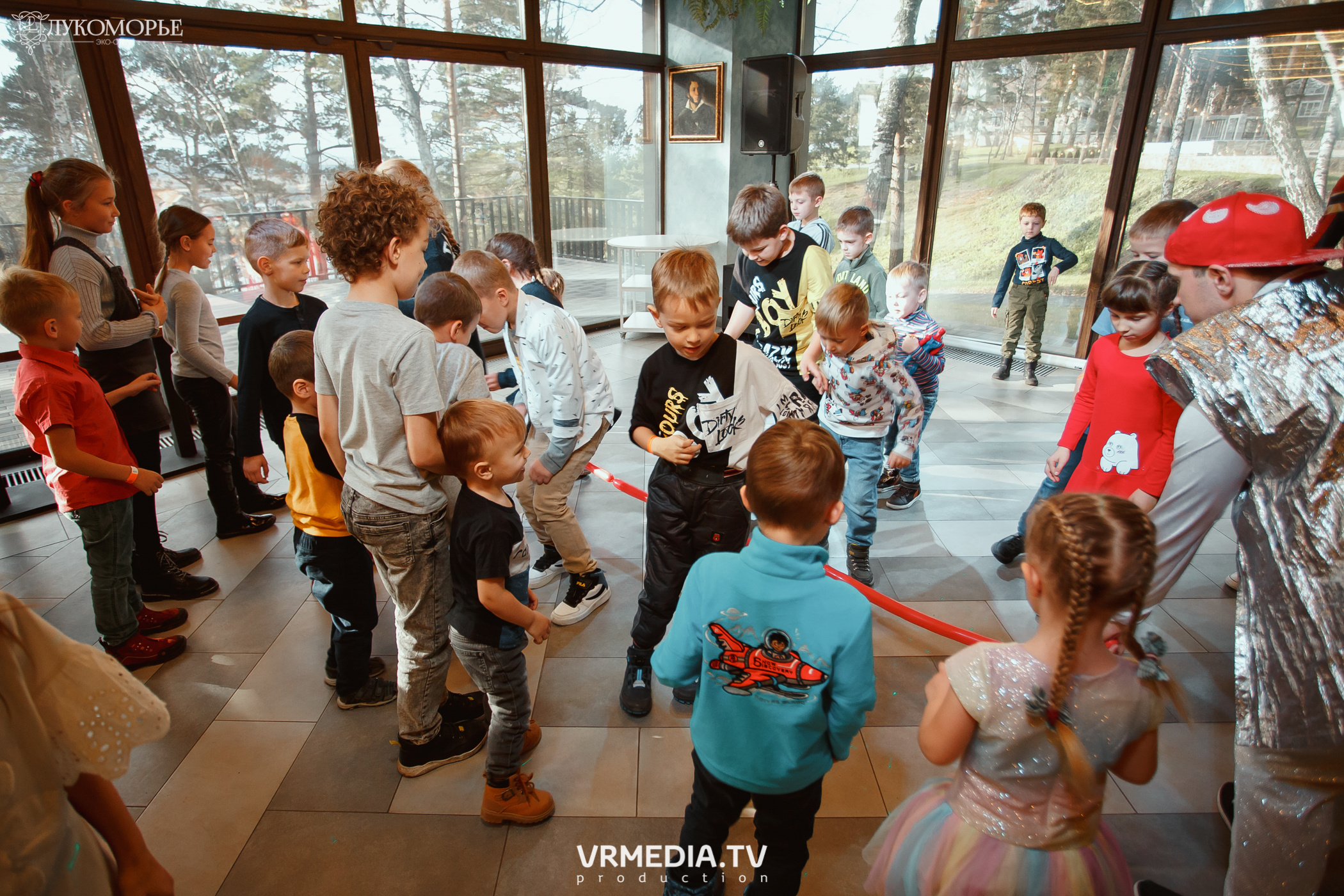 Трансформеры в эко-отеле «Лукоморье»