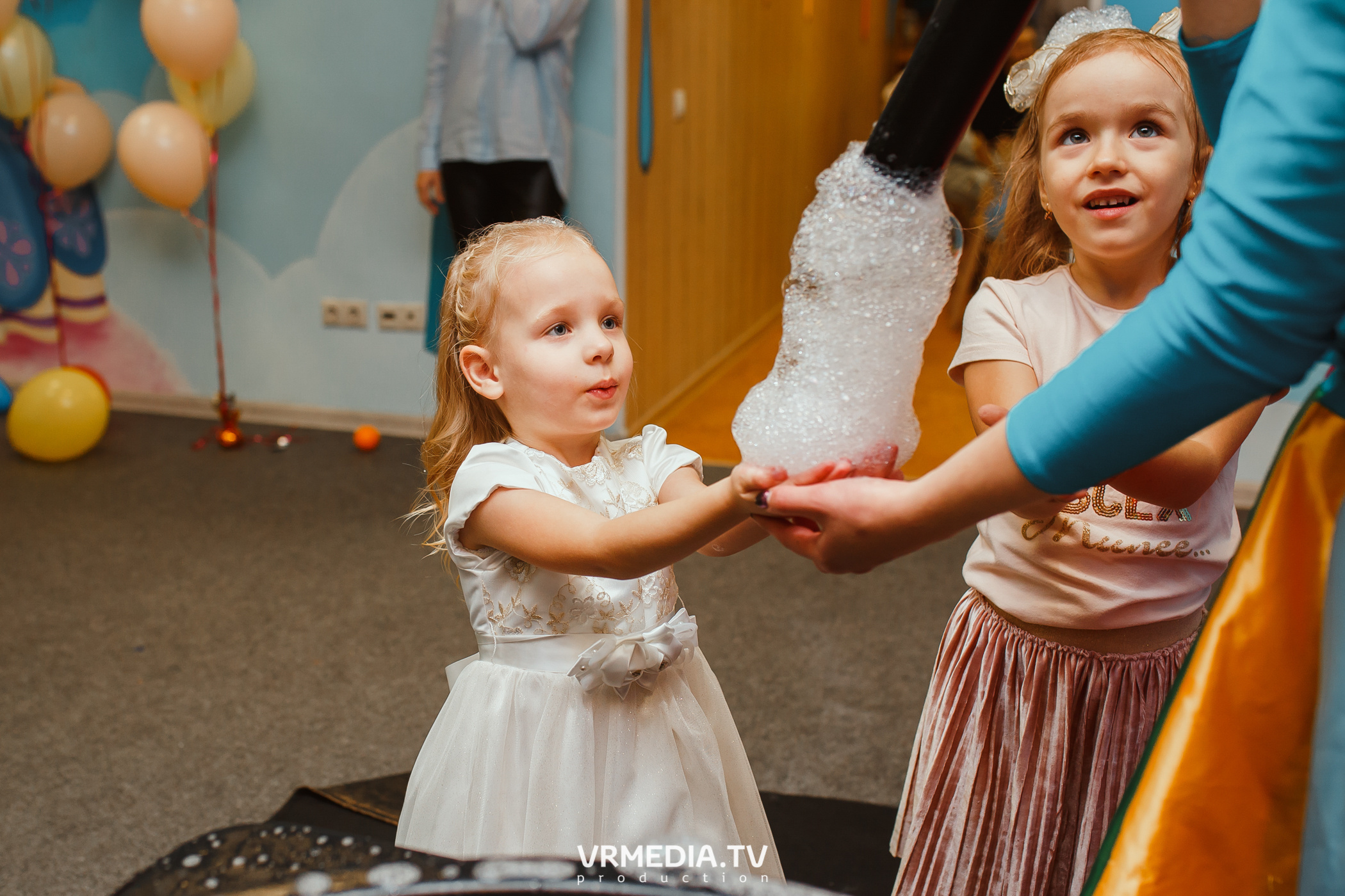 День рождения в «АкунаМатата»