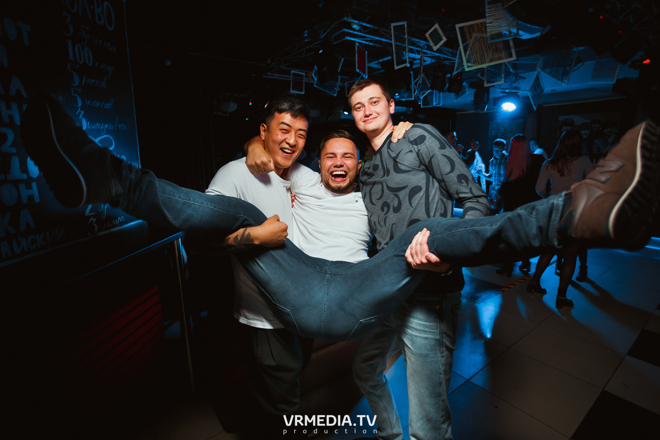 Residents Night в караоке-баре «Четыре стихии»