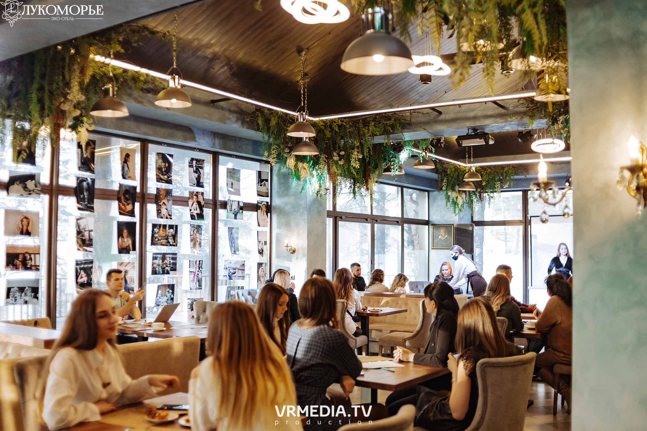 Фотовыставка «Своим взглядом» в эко-отеле «Лукоморье»