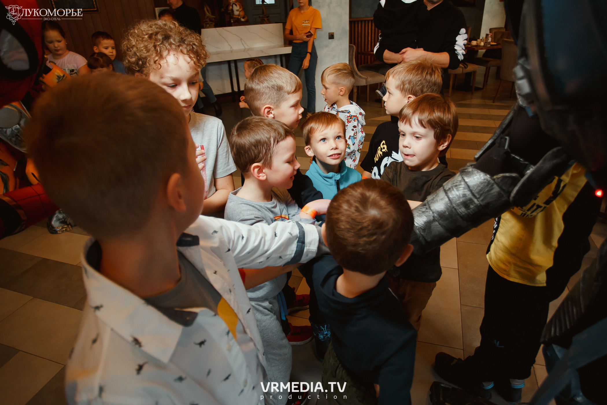 Трансформеры в эко-отеле «Лукоморье»