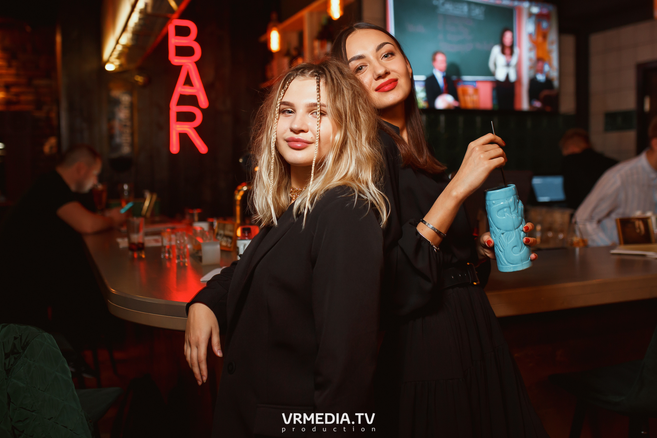 Выходные в Supreme bar
