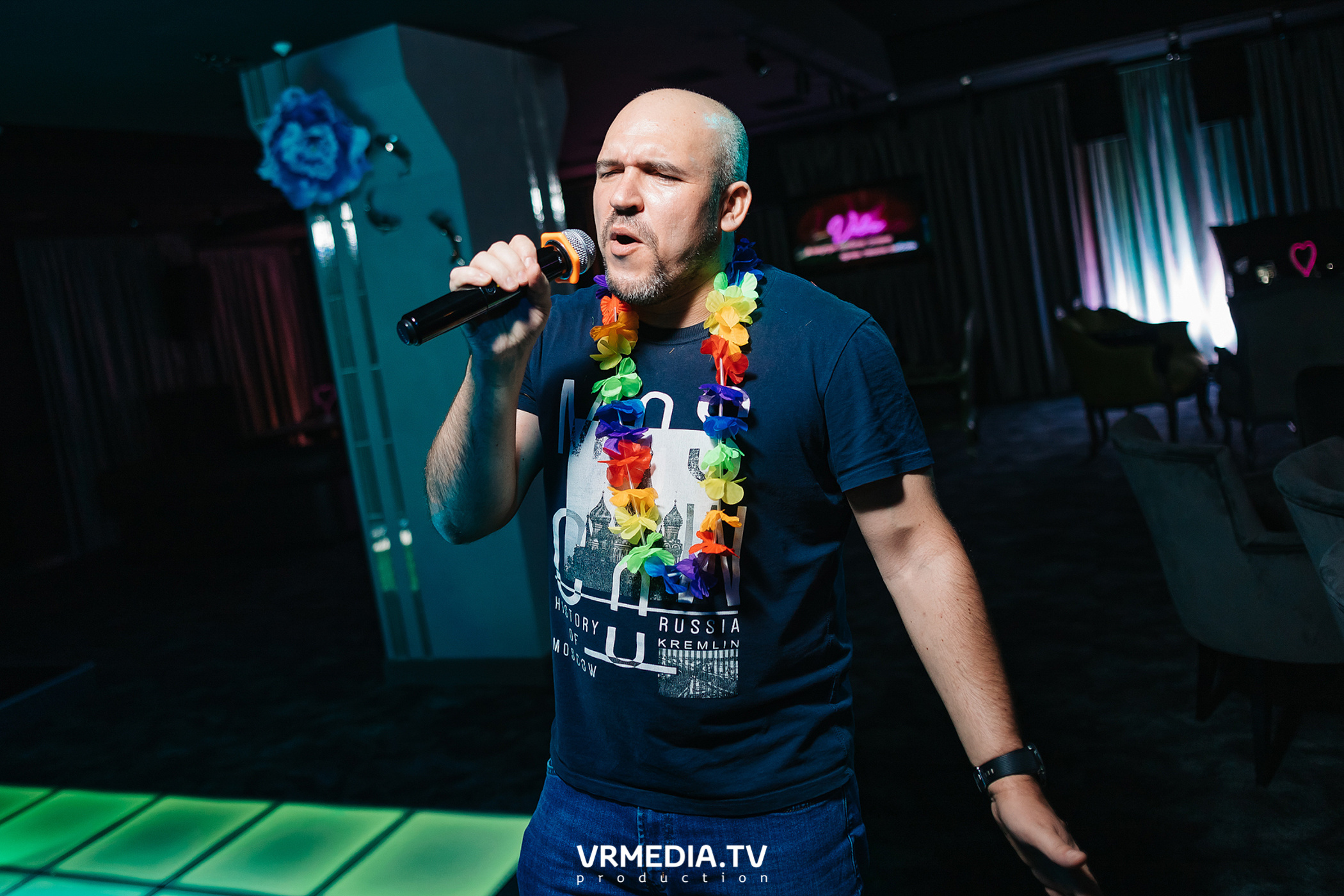 Tropical party в караоке «Volna»