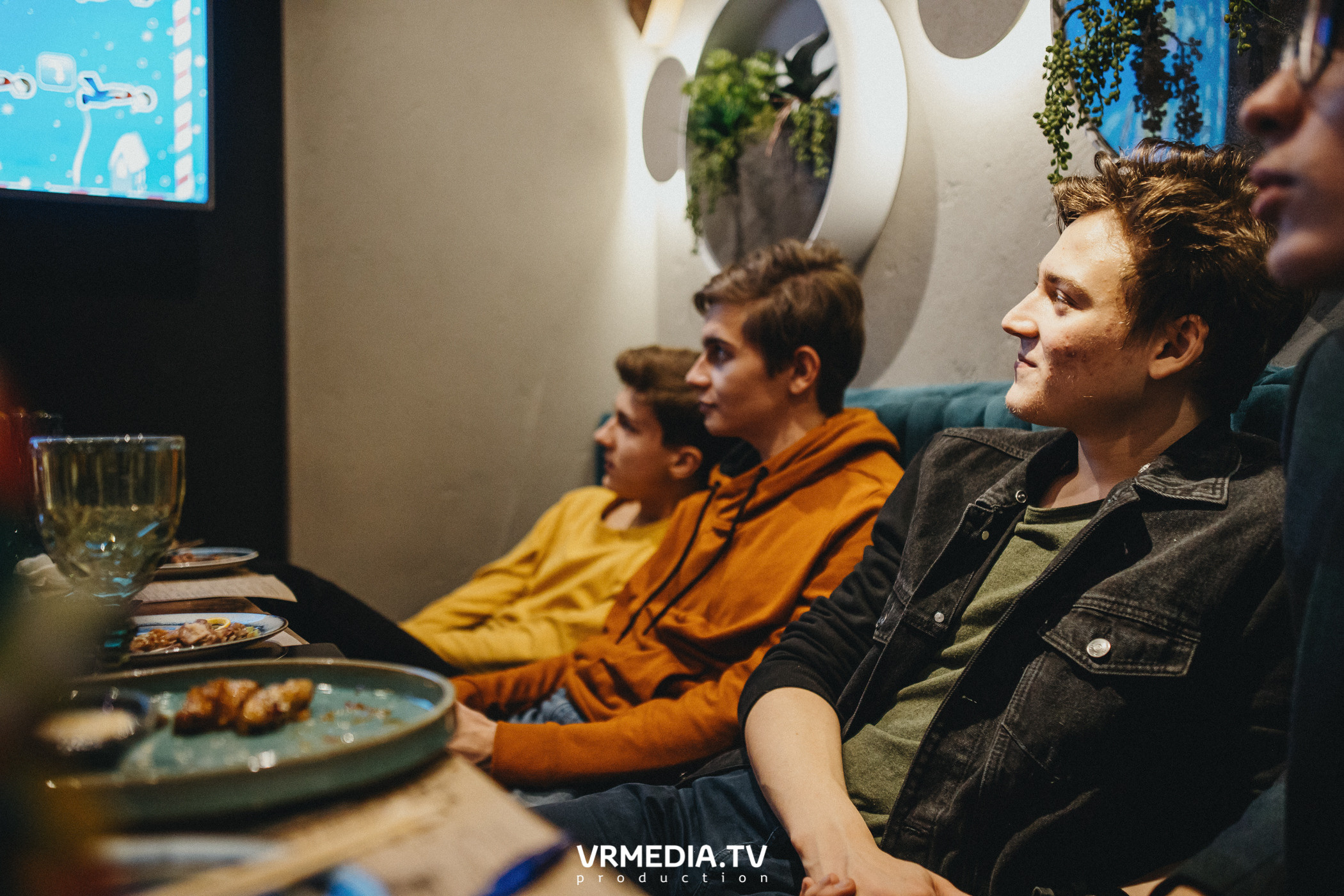 Полная ребусня. Новогодний квиз!