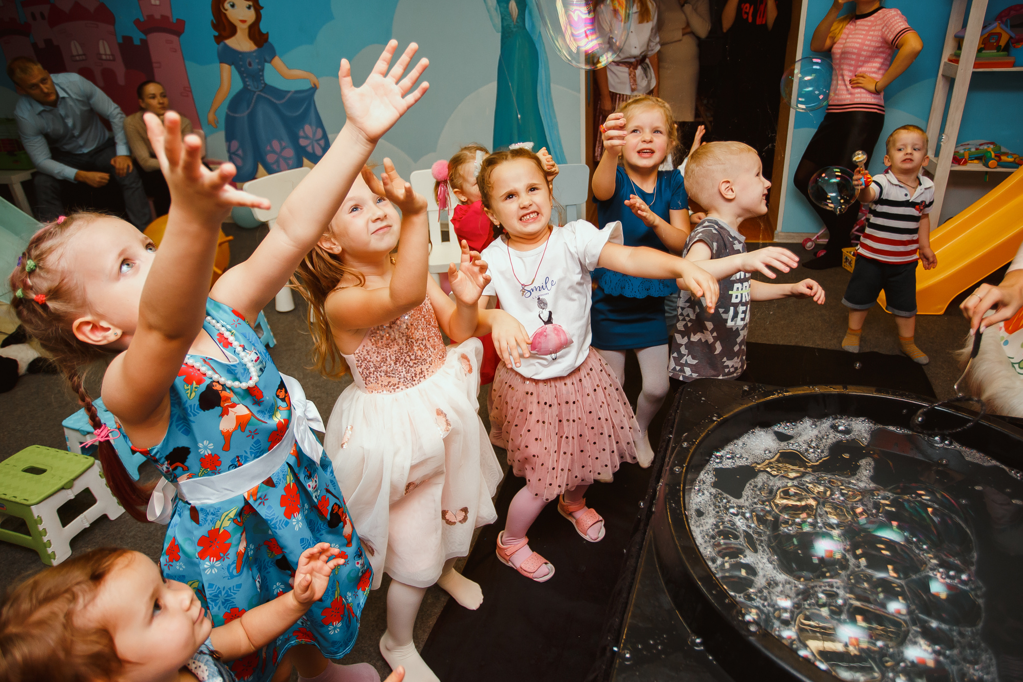 День рождения в «АкунаМатата»