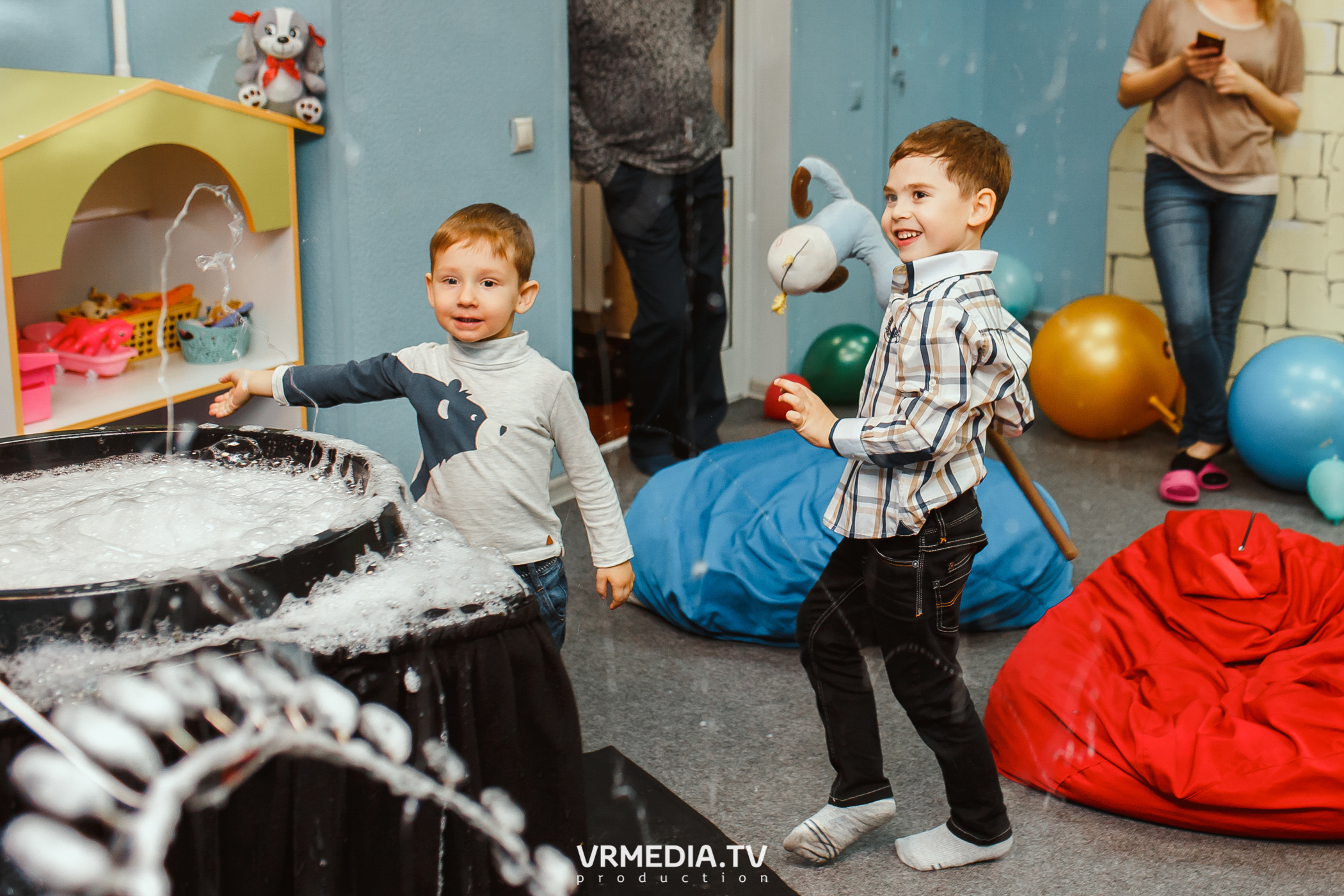 День рождения в «АкунаМатата»