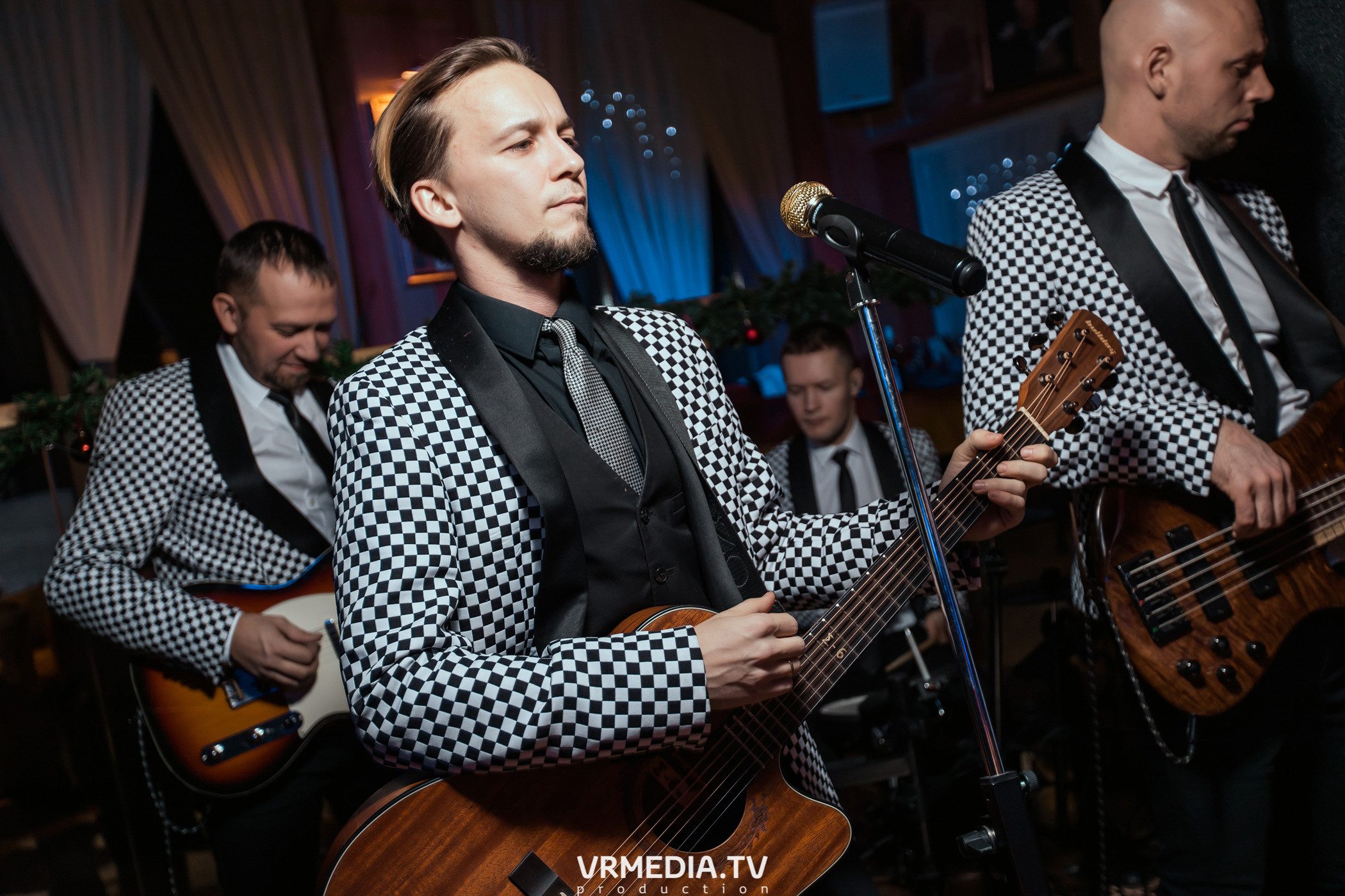 Новогодняя ночь в «Alpen Club»