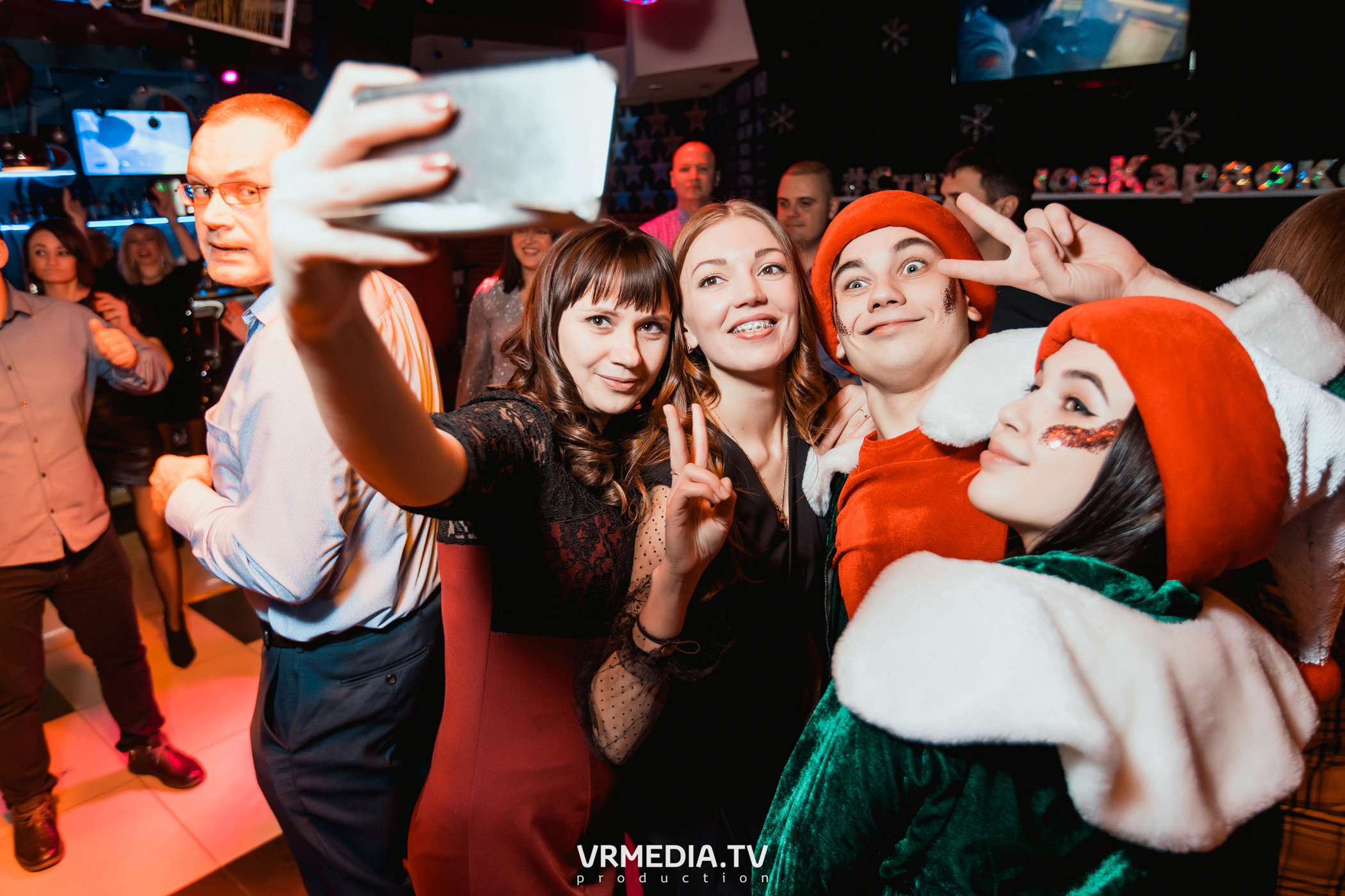 #СтихийныйКорпорат в караоке-баре «Четыре стихии»