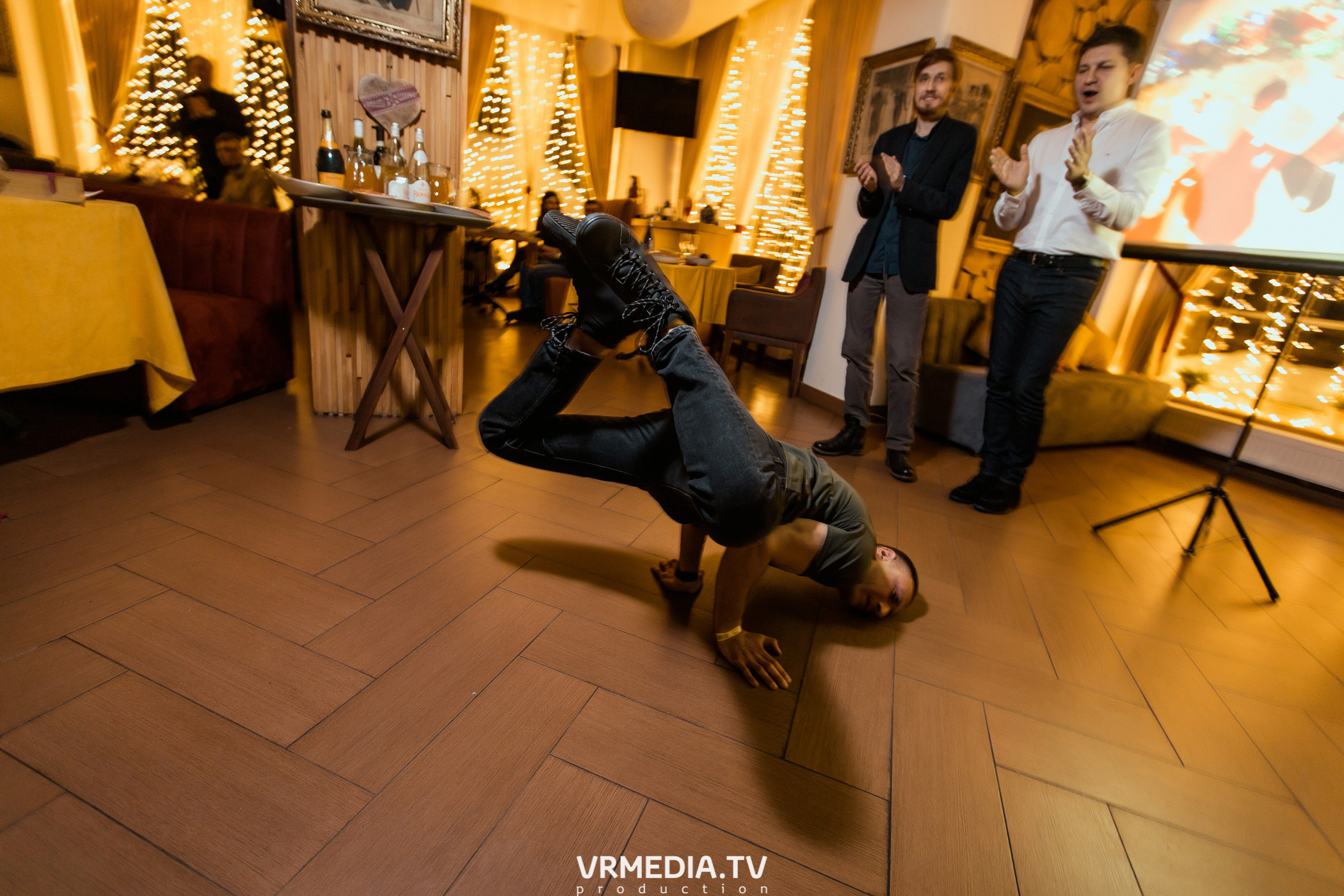 Новогодняя ночь в «Alpen Club»