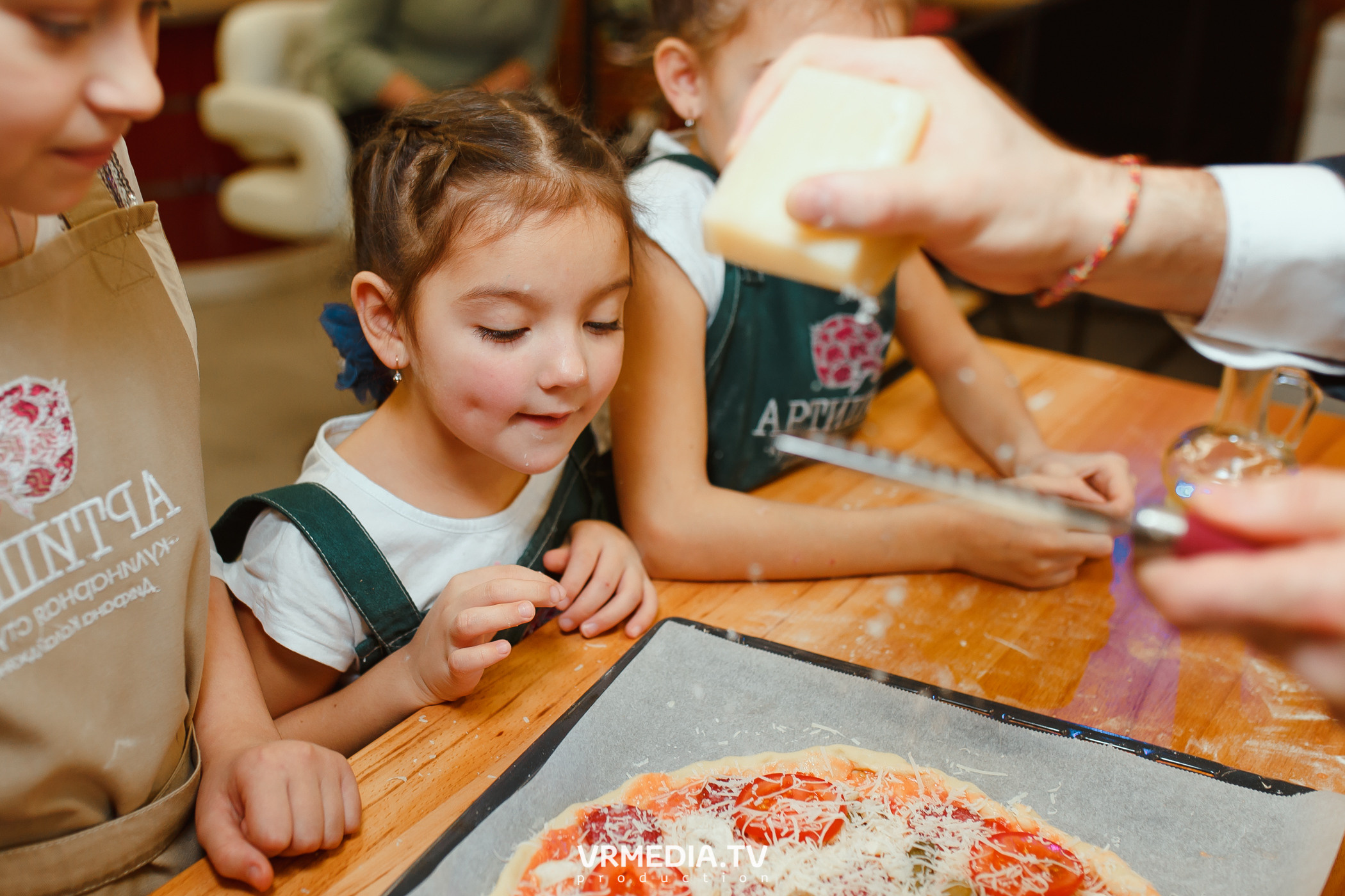 День рождения Лизы Зайцевой в кулинарной студии «Артишок»
