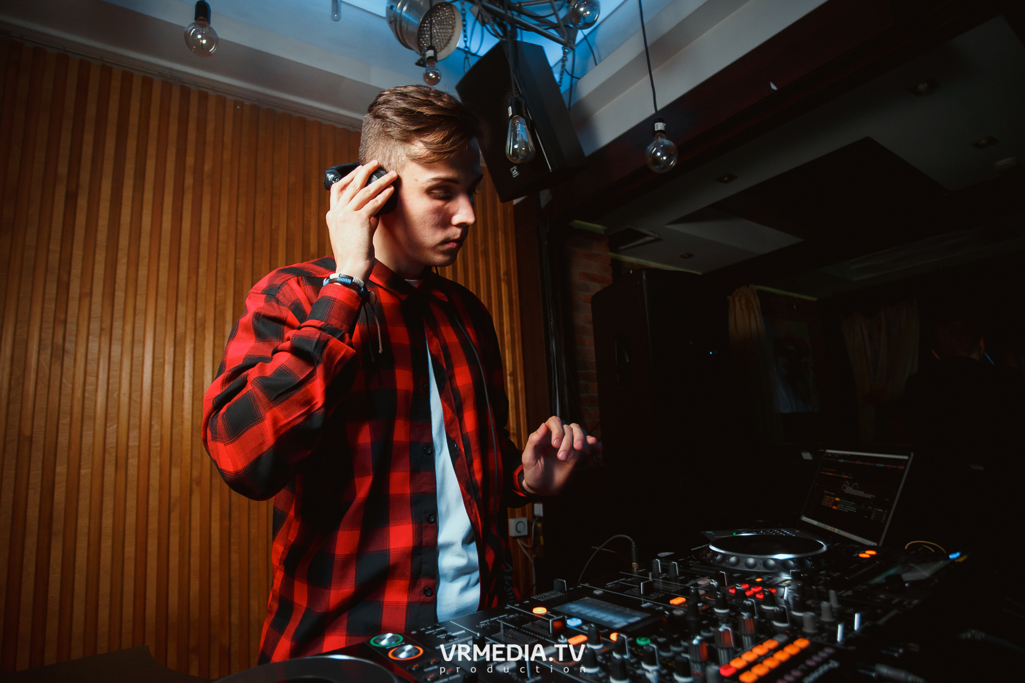 Residents Night в караоке-баре «Четыре стихии»