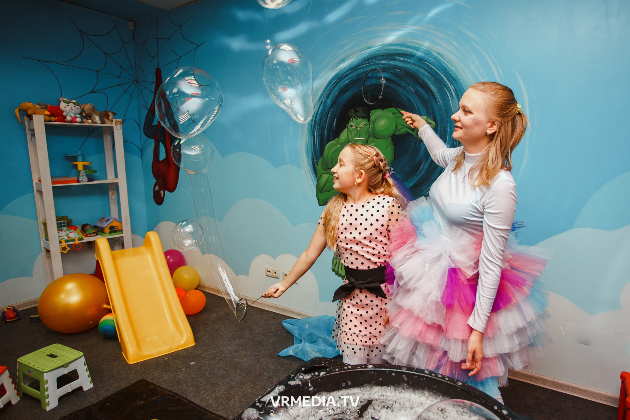 День рождения в «АкунаМатата»