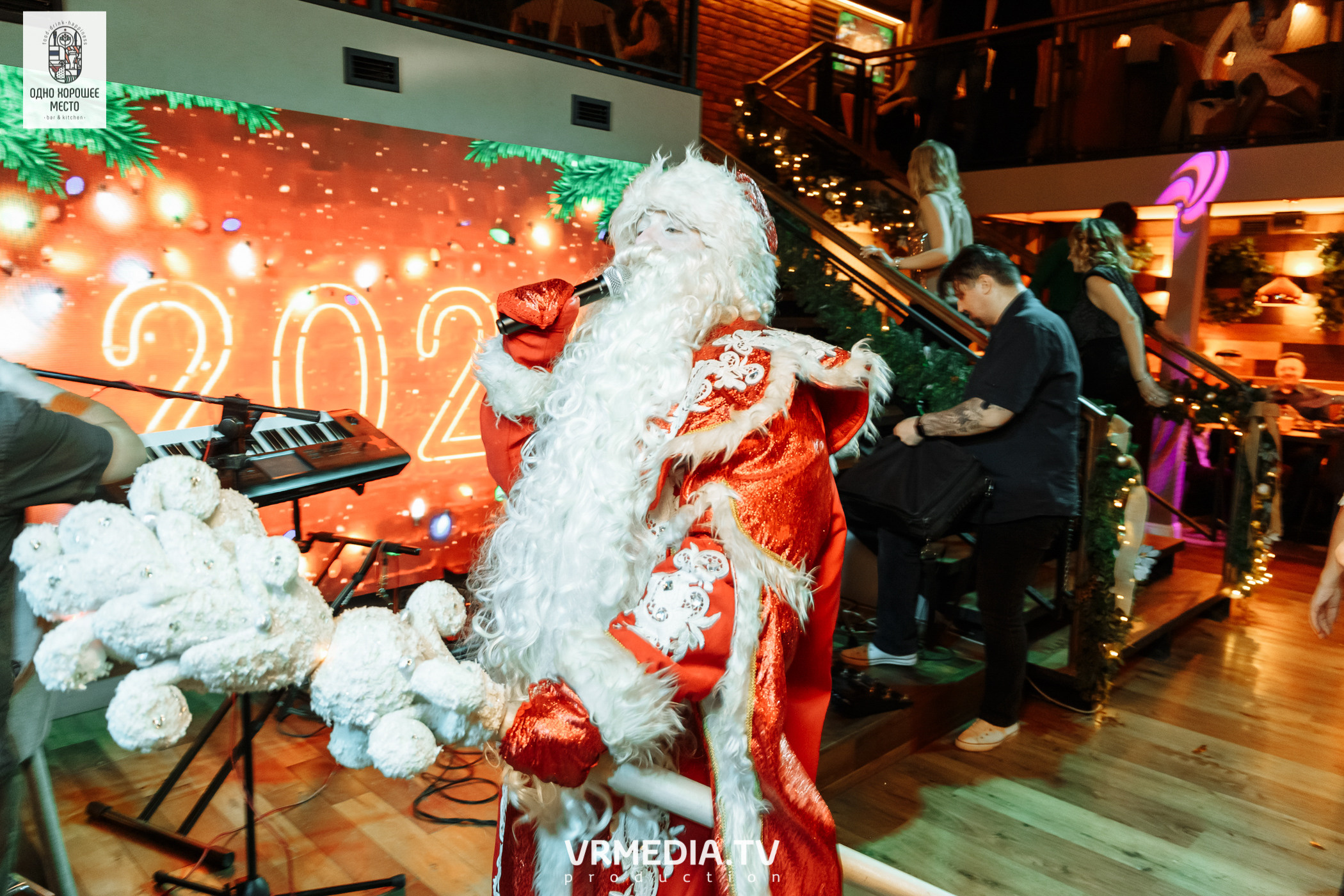 Новогодние корпоративы в ресторане «Одно хорошее место»