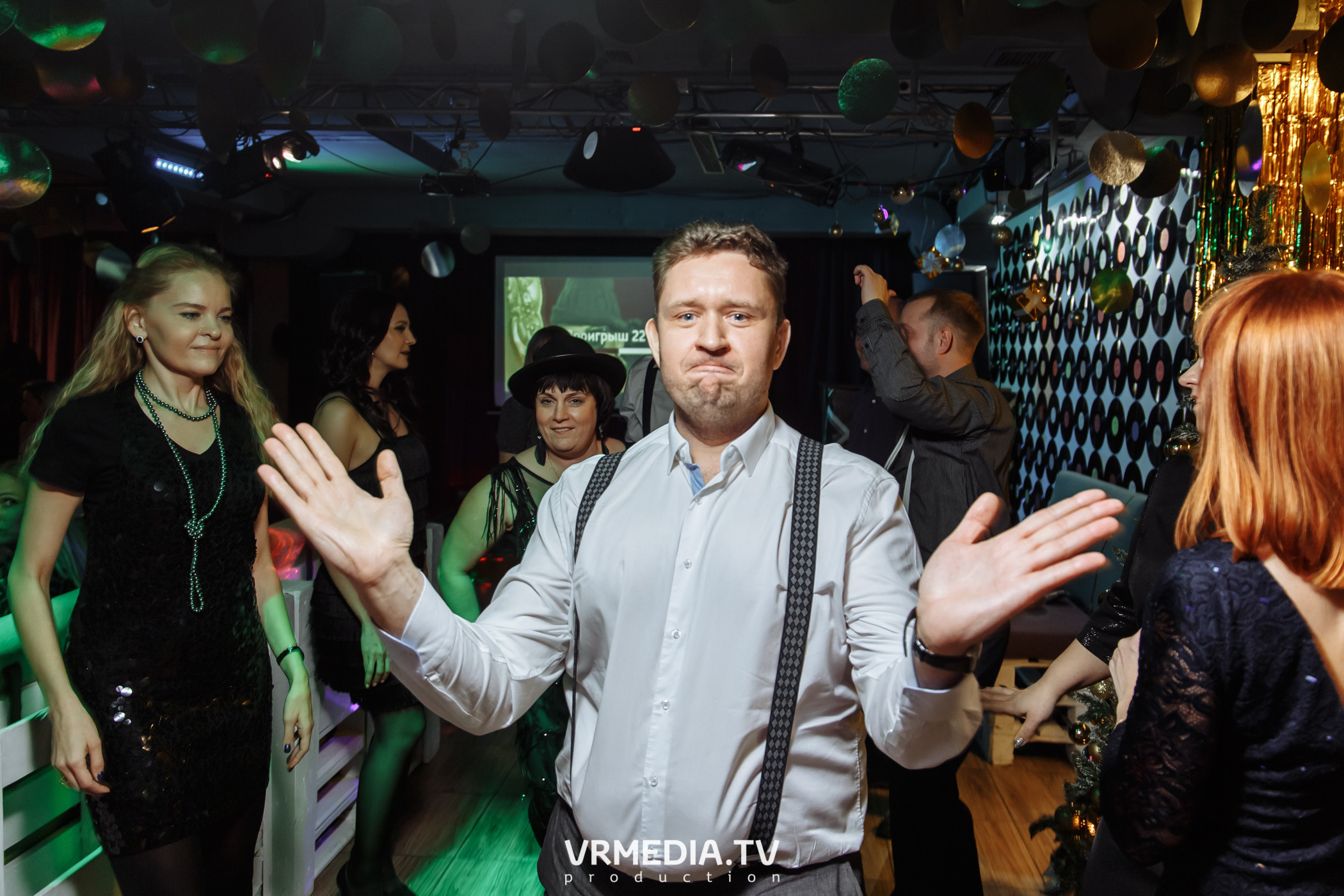 Новогодние корпоративы в караоке «Mimo Not»