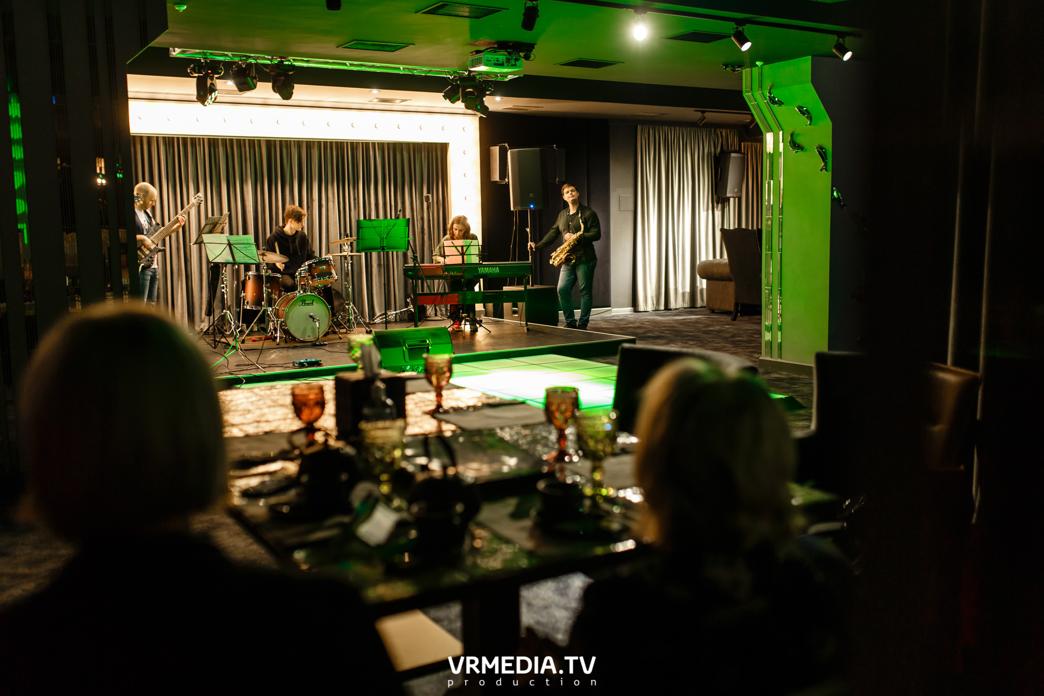 Джазовая среда. JAM SESSION