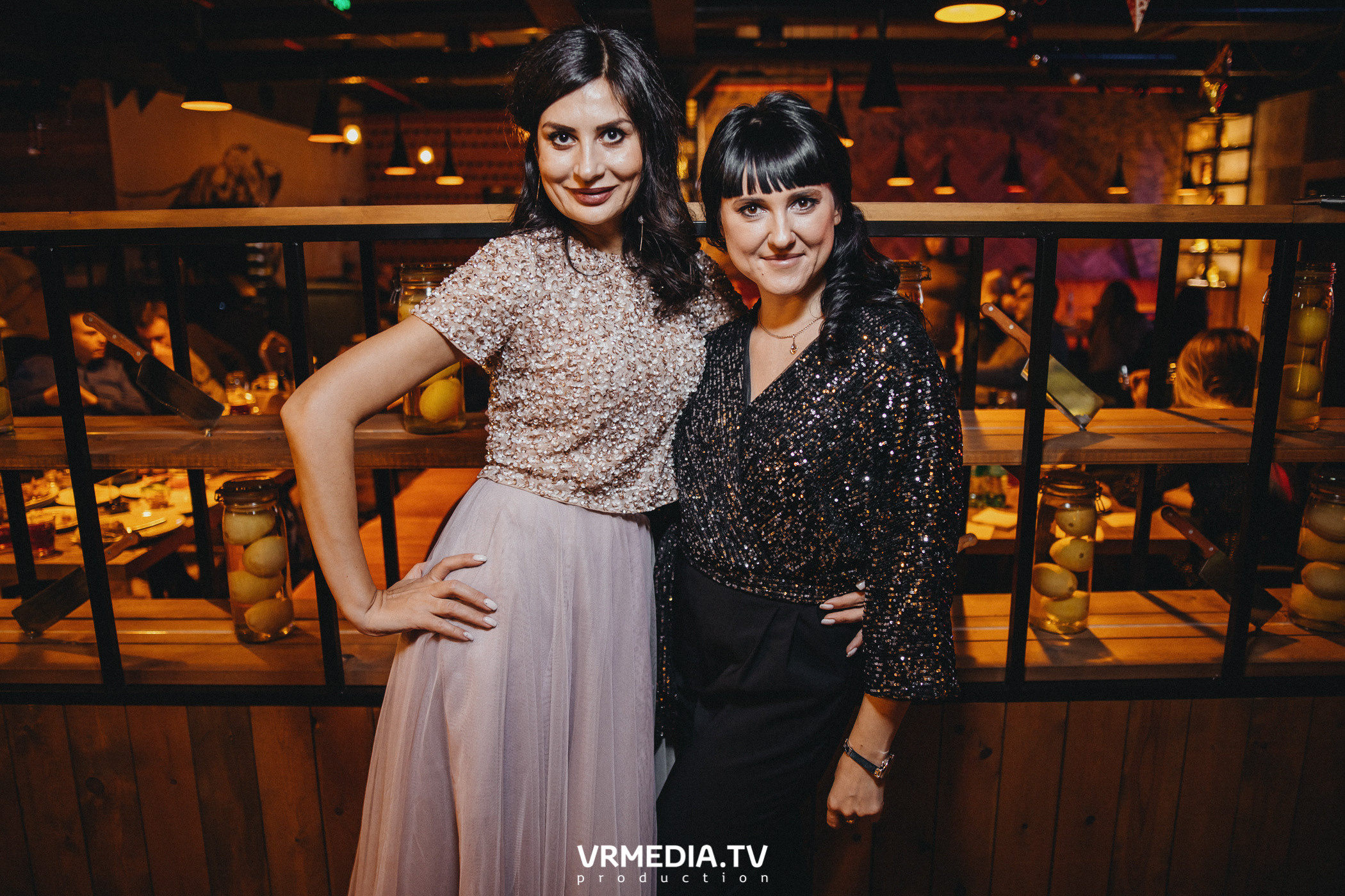 Новогодние корпоративы в гриль-баре «Жара»