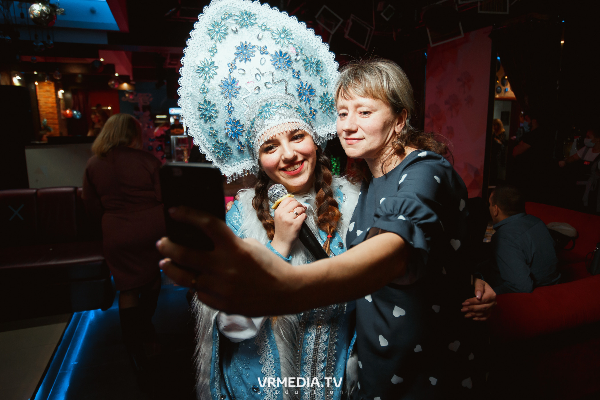 #СтихийныйКорпорат в караоке-баре «Четыре стихии»