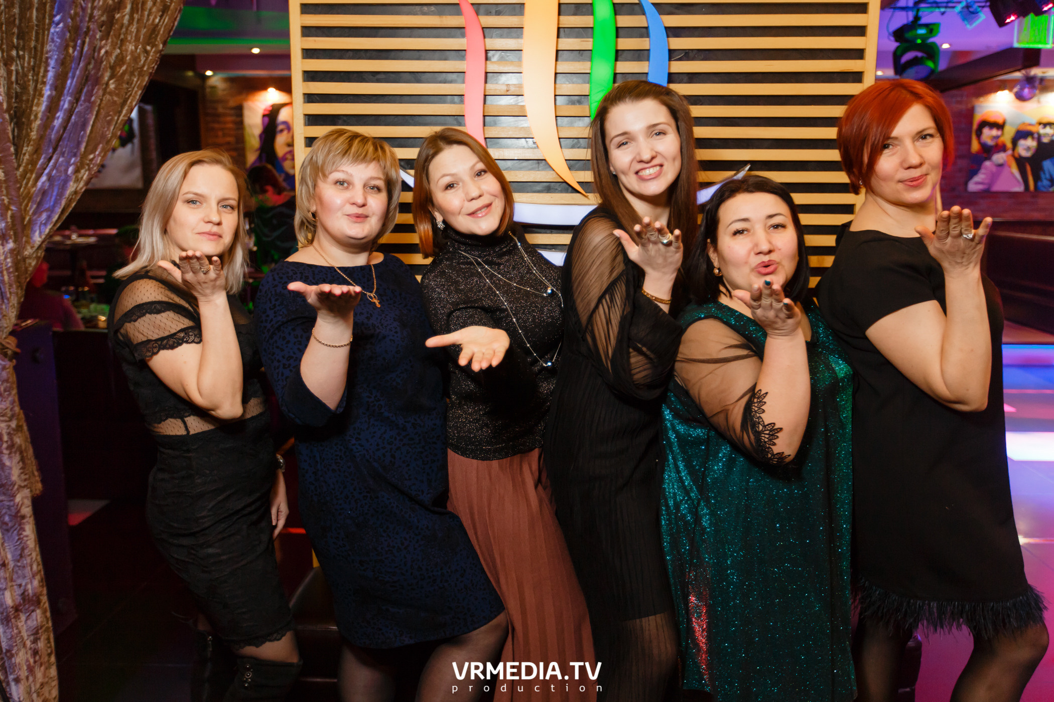 #СтихийныйКорпорат в караоке-баре «Четыре стихии»