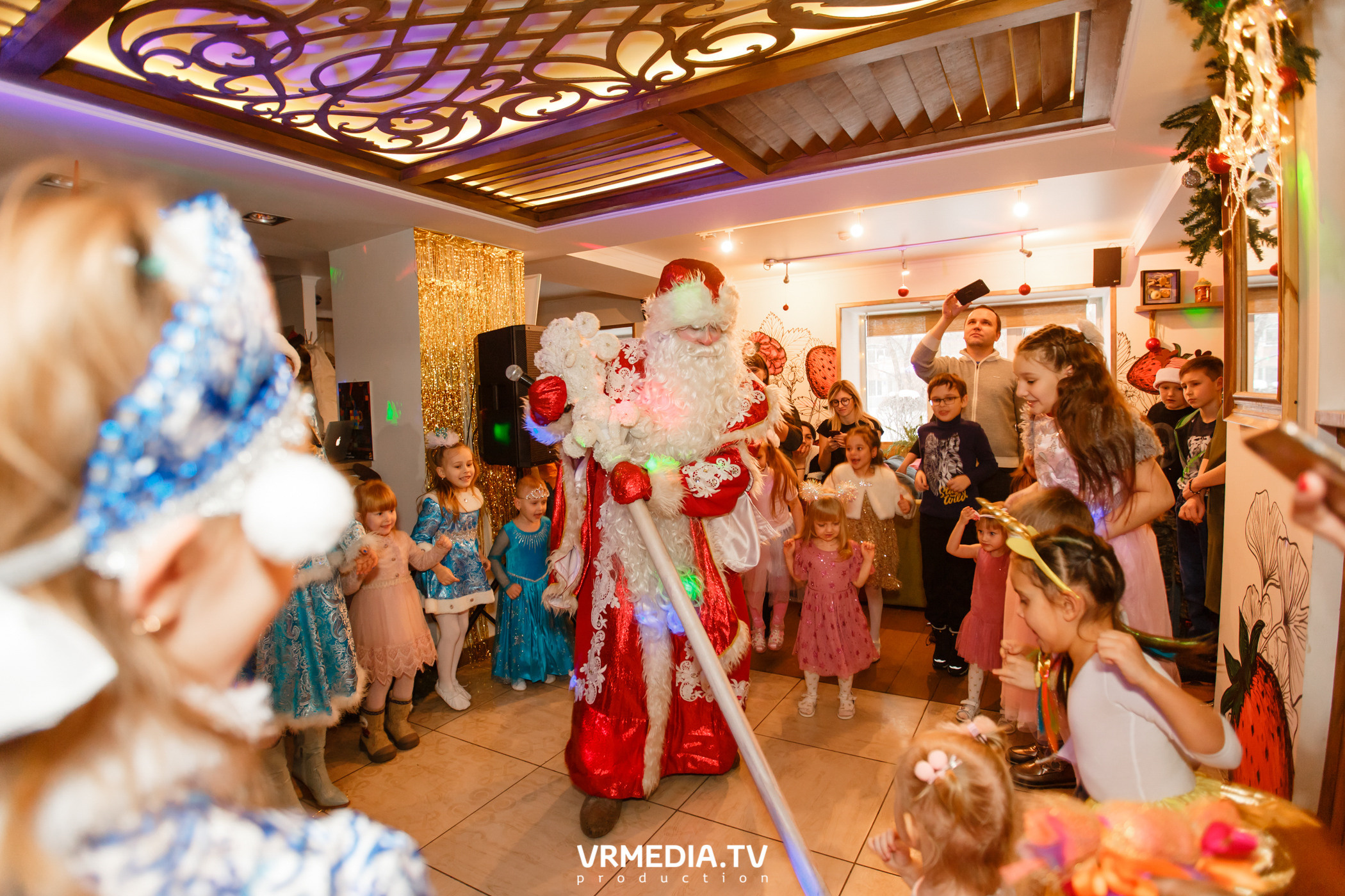 Волшебный новый год для самых важных гостей в ресторане «кАмпот»