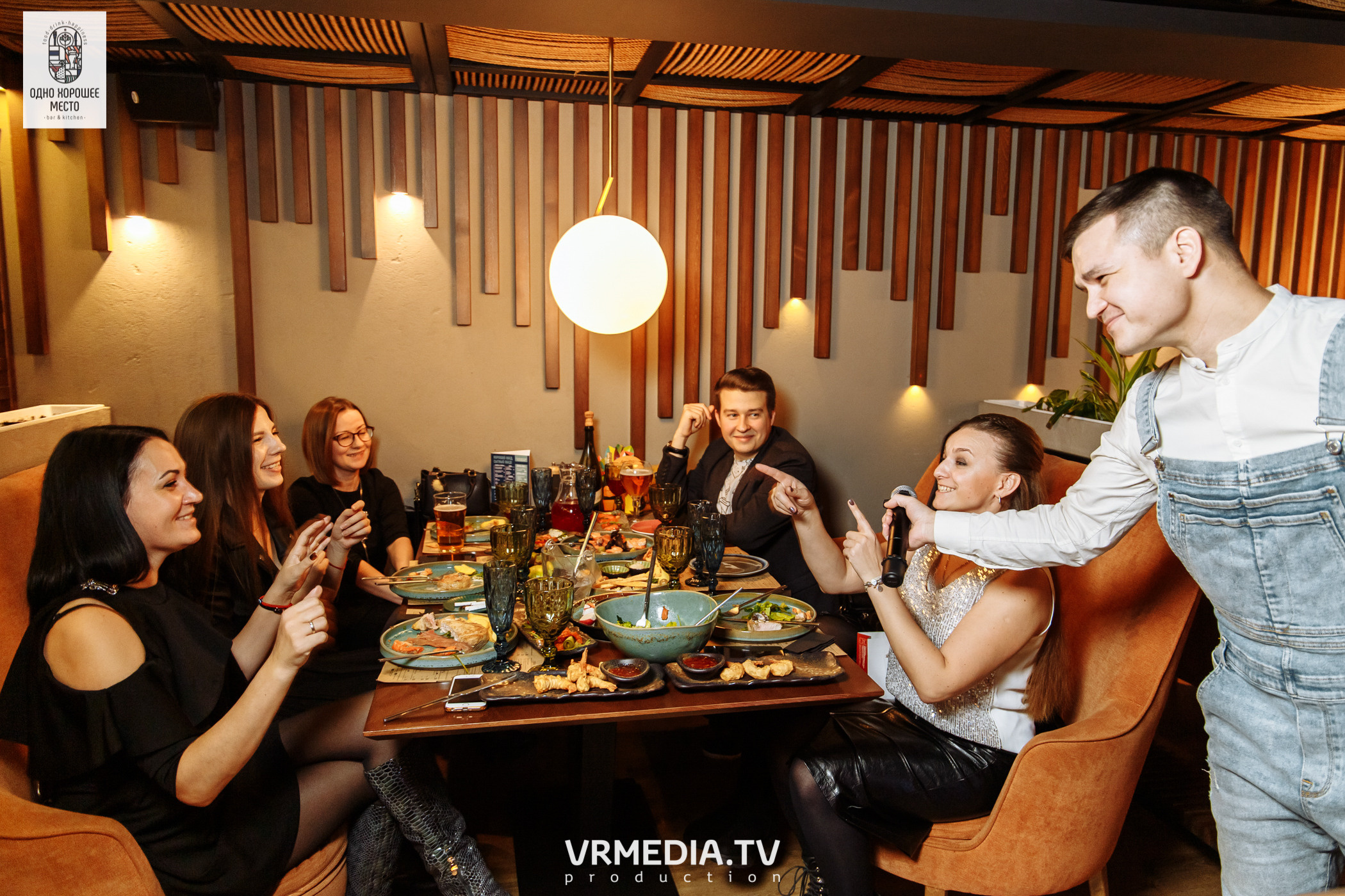 Новогодние корпоративы в ресторане «Одно хорошее место»